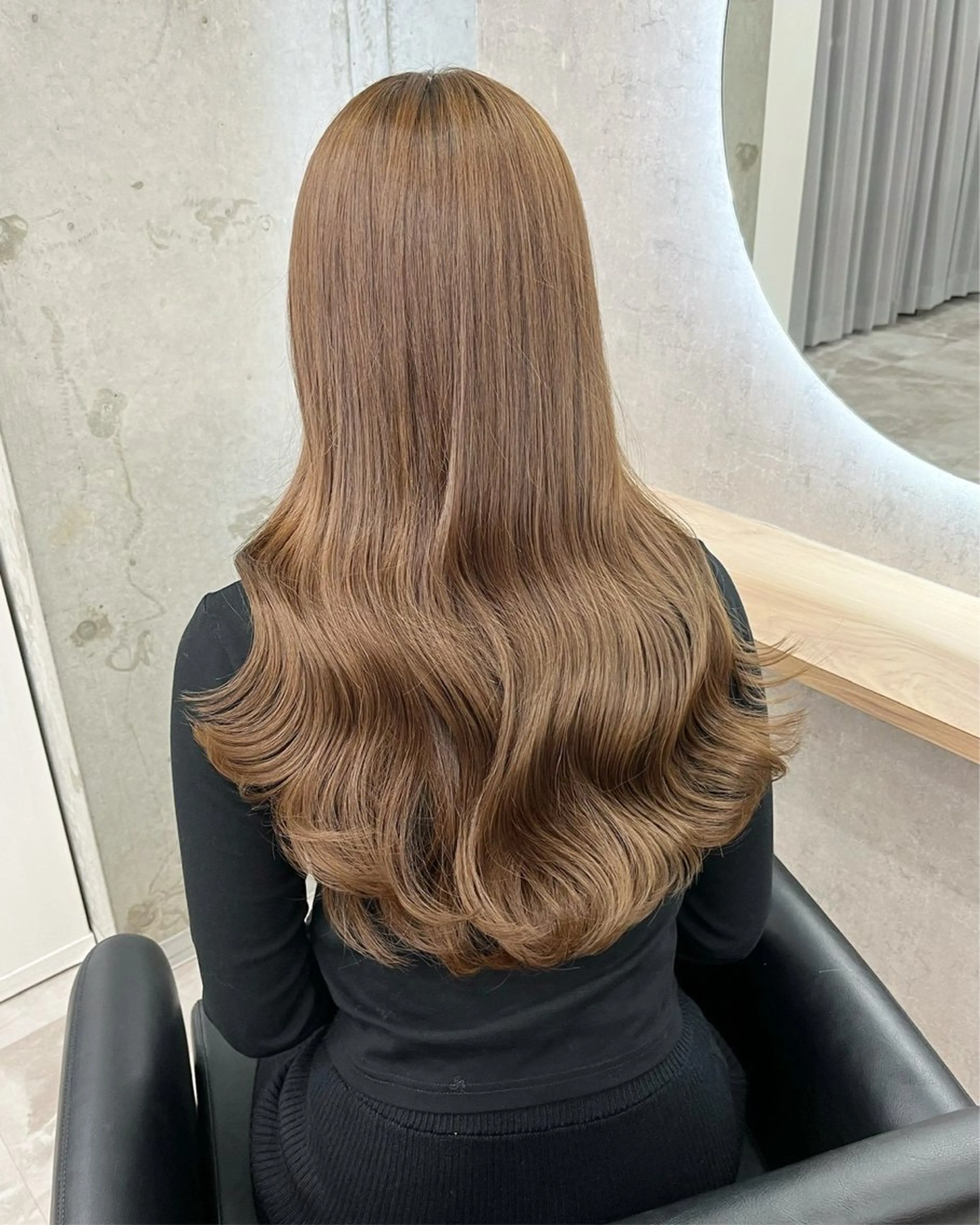 ロング カラー 東頭 さくらのヘアスタイル