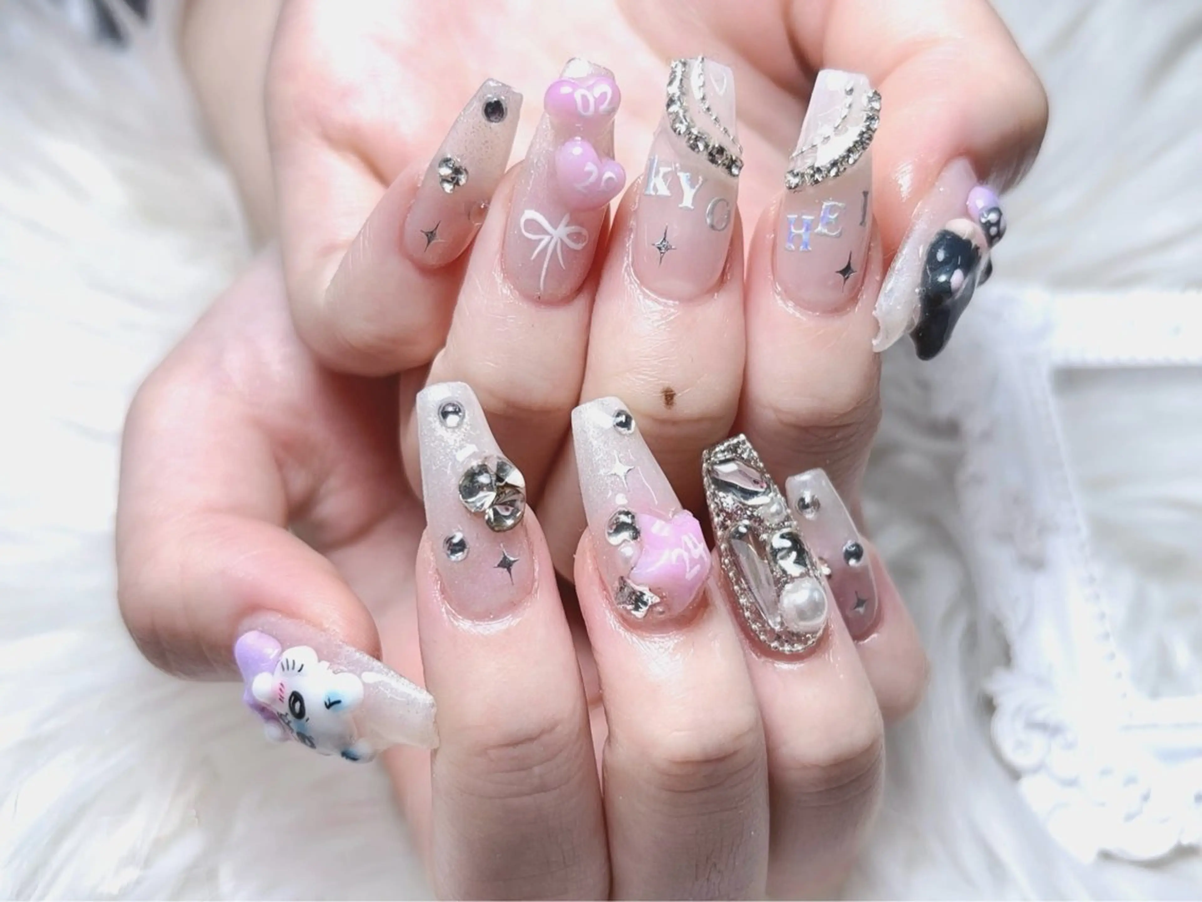 ネイル 長さ出し フレンチネイル ジェルネイル ガラスフレンチ 韓国ネイル ハンドネイル ハンドケア For U nail スカルプ専門店のネイルデザイン