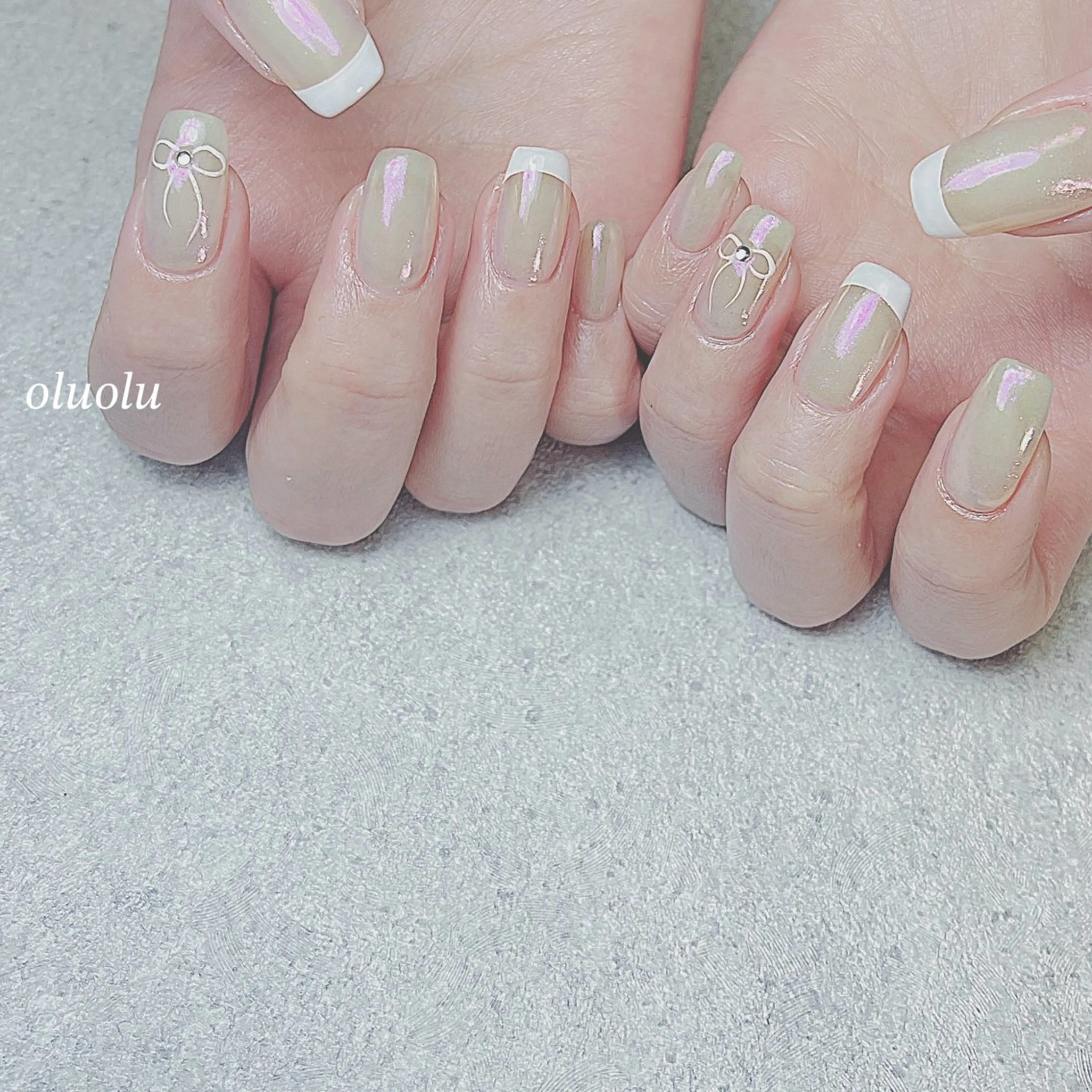 ネイル アートネイル オーロラネイル フレンチネイル ニュアンスネイル リボン ハンドネイル 大村 紬華のネイルデザイン