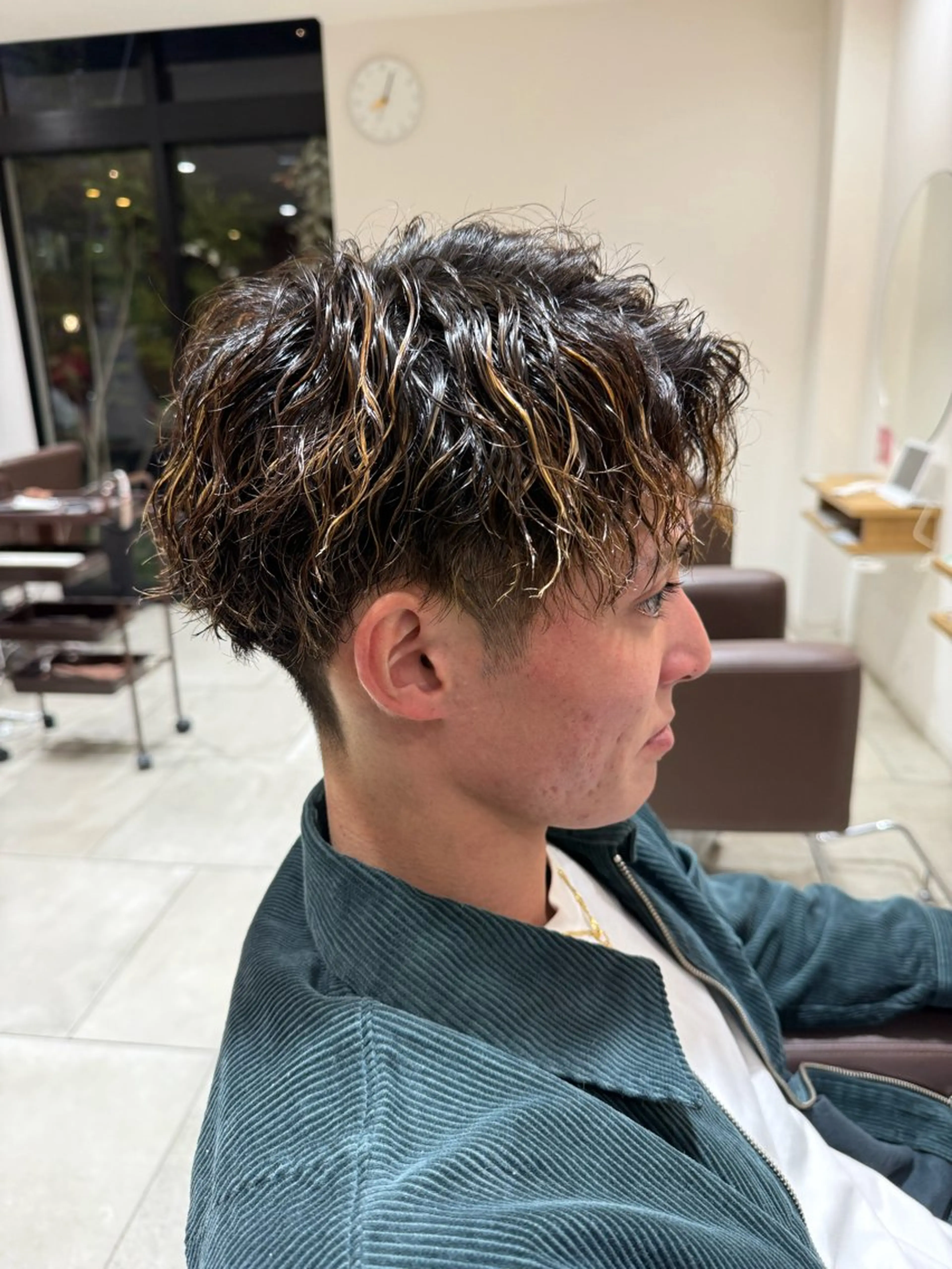 パーマ メンズ 飛田 悠佑のヘアスタイル