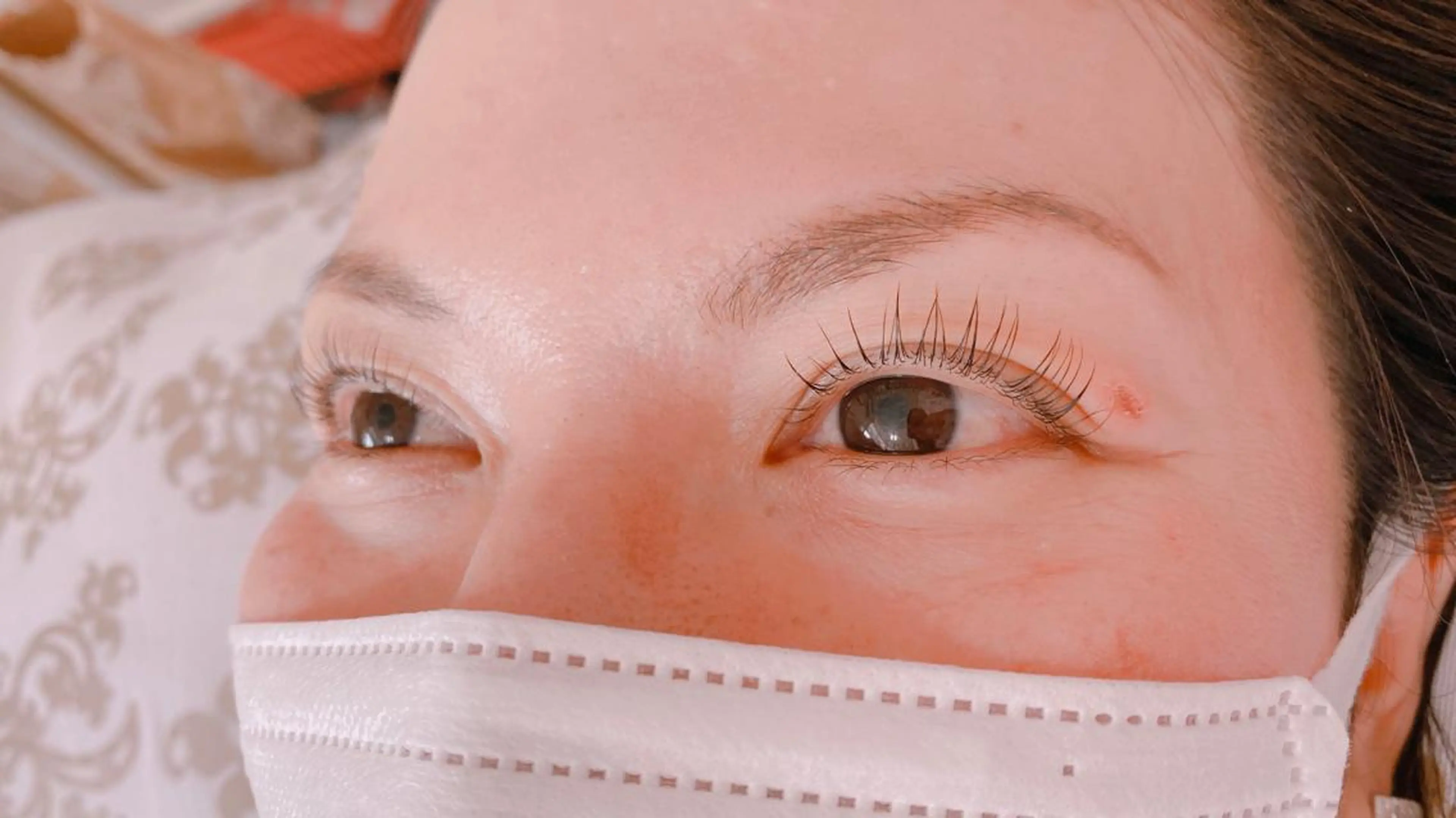 マツエク・マツパ パリジェンヌラッシュリフト マツパ Lovely Dollsの眉毛・アイブロウイメージ