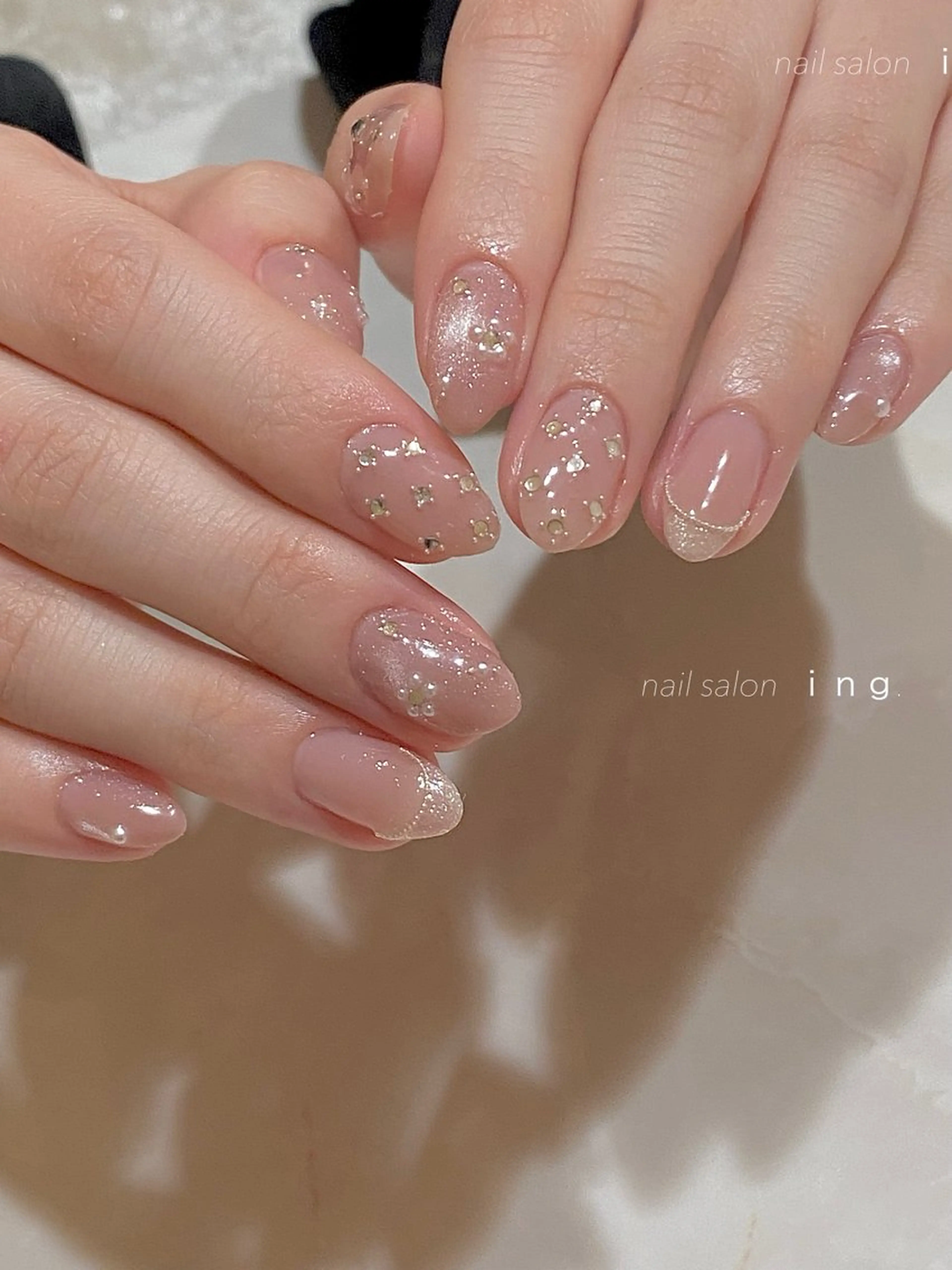 ネイル フレンチネイル ラメ(グリッター) マグネットネイル ｉｎｇ .のネイルデザイン