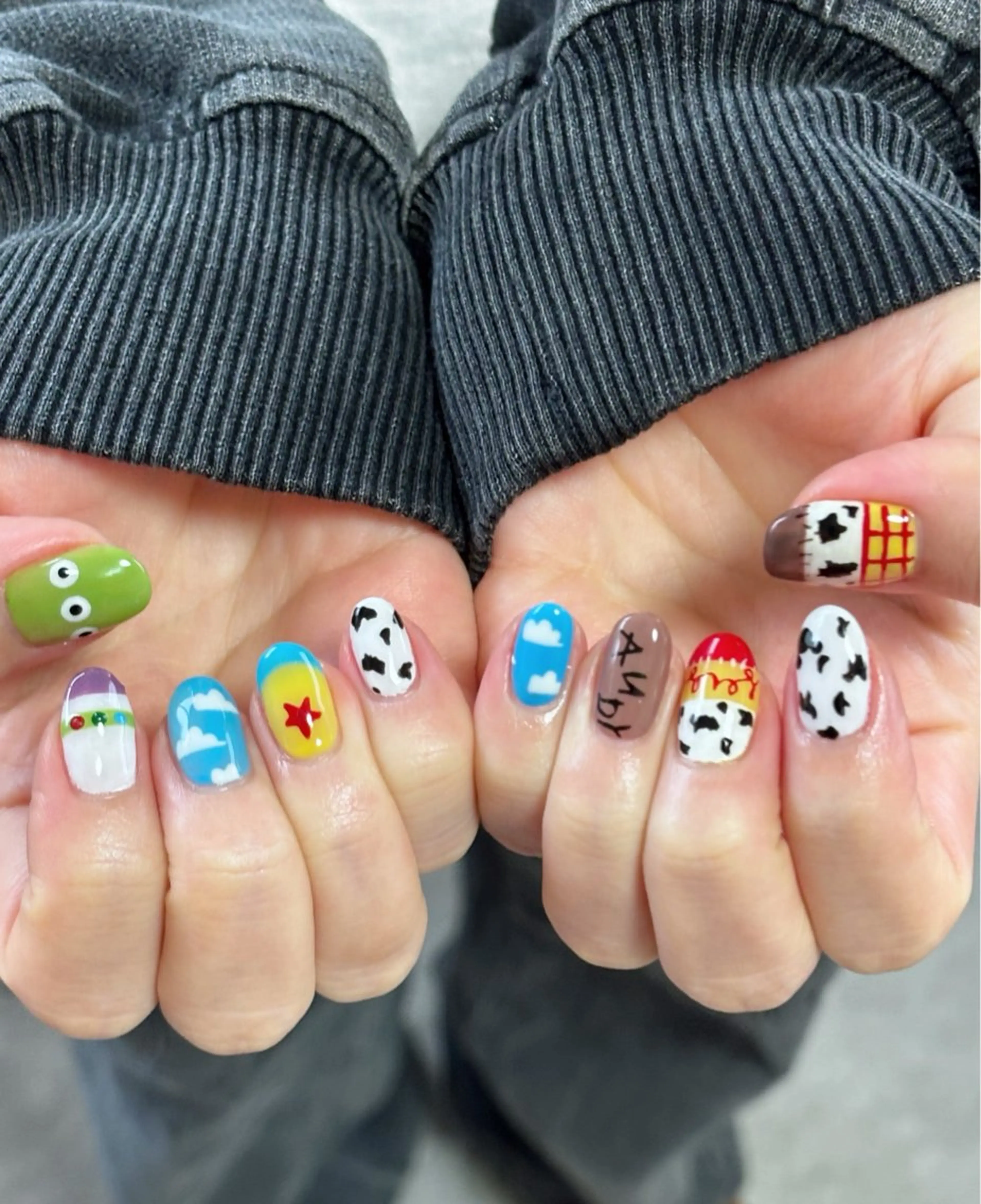 ネイル ジェルネイル キラキラネイル マグネットネイル ニュアンスネイル オフィスネイル ハンドネイル tamu nail 　金町のネイルデザイン