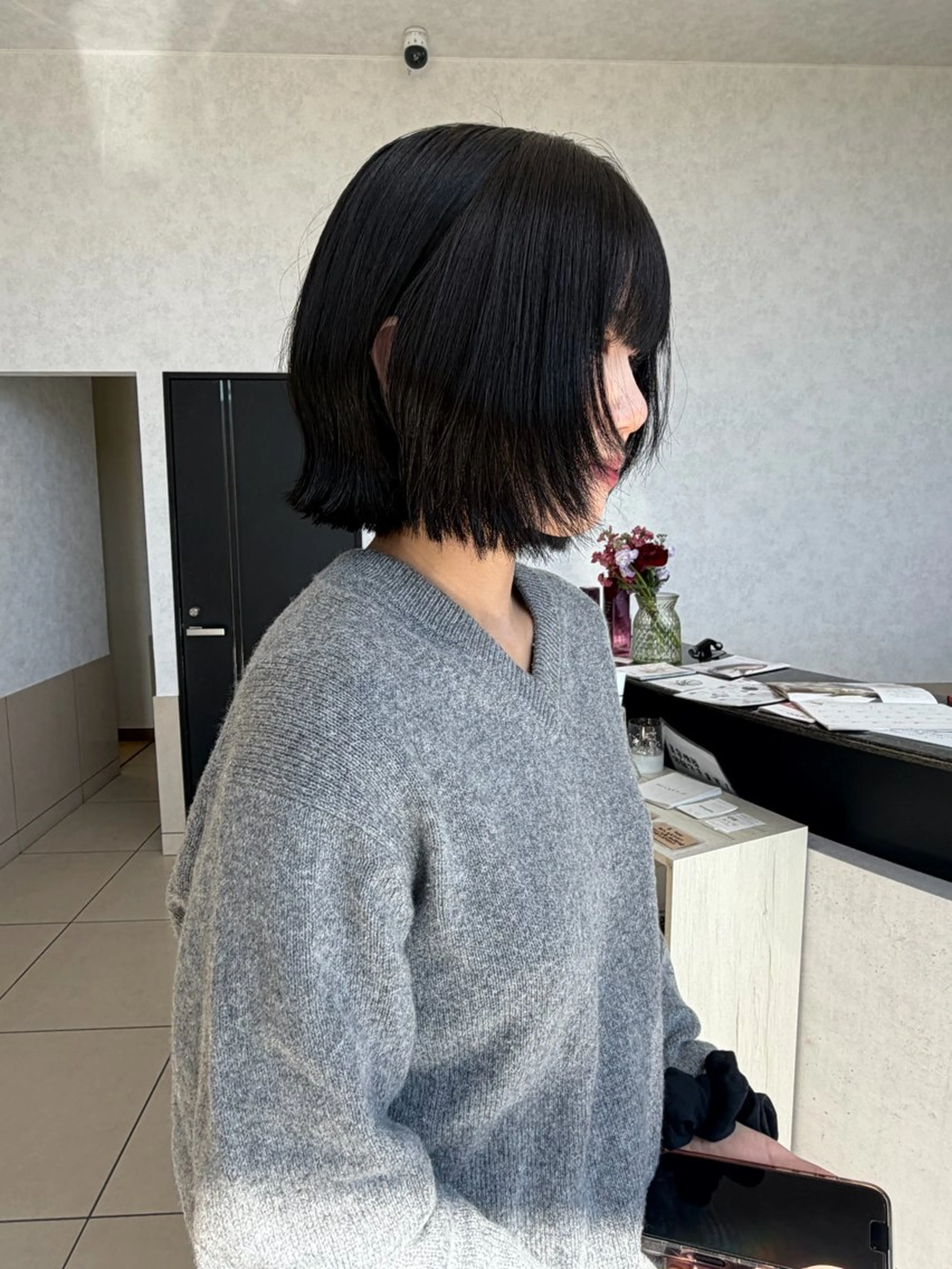 ショート カラー 黒髪 ブルーカラー ブルーブラック ボブ 🫧ヒシダアキ taboo.i🫧のヘアスタイル