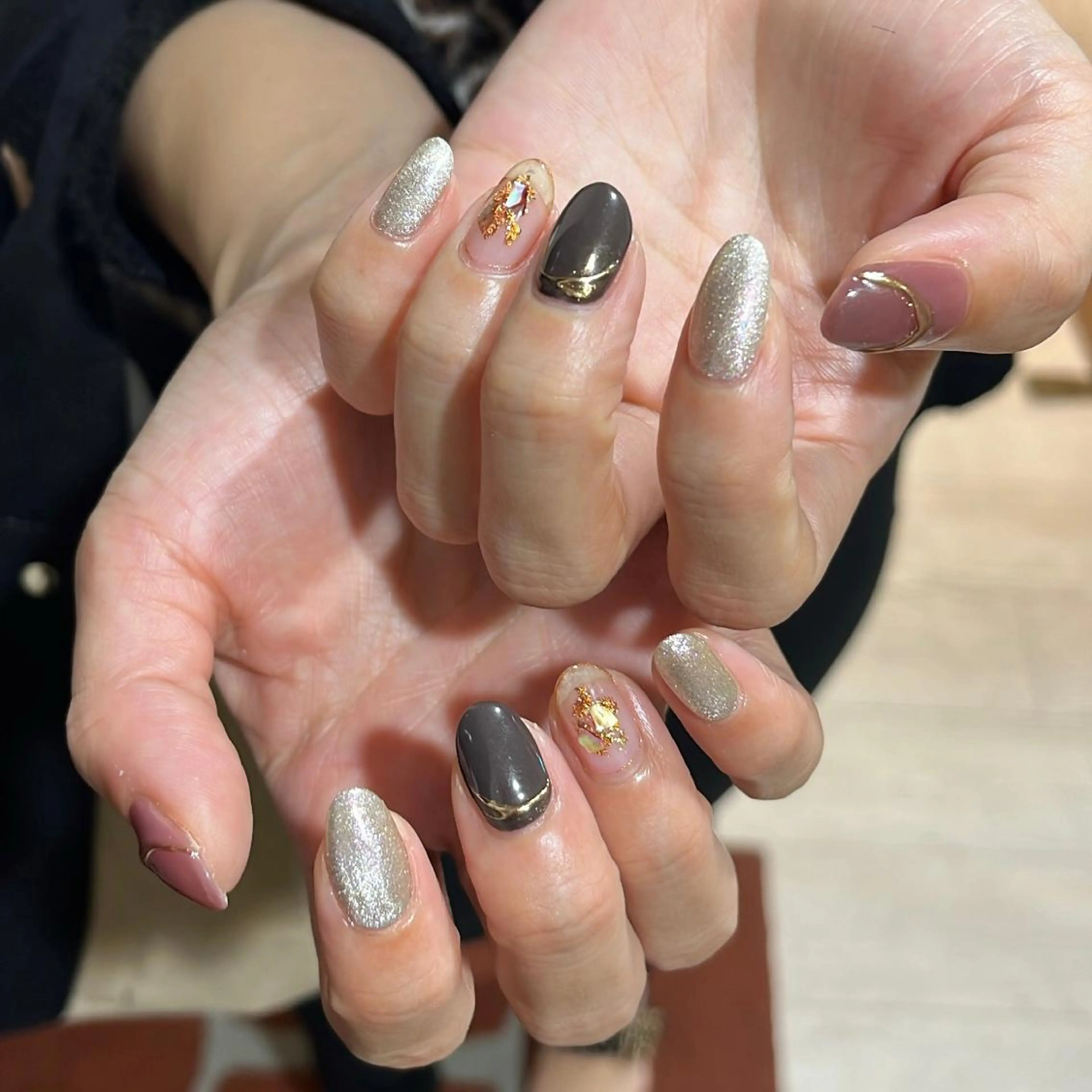 ネイル 鈴木 里奈のネイルデザイン