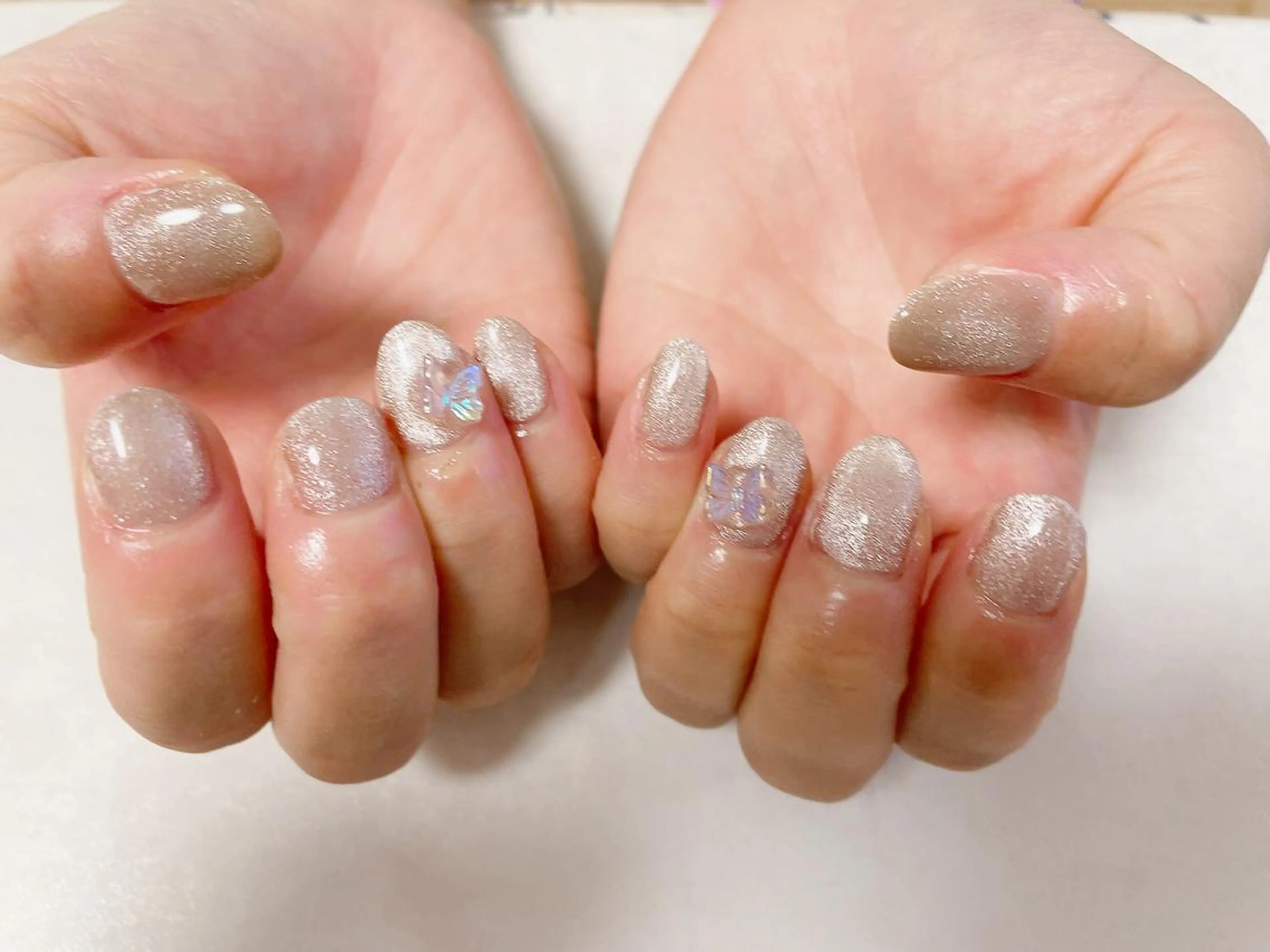 ネイル オーロラネイル フラワーネイル フットネイル フレンチネイル ジェルネイル ハンドネイル mogunail &blowのネイルデザイン