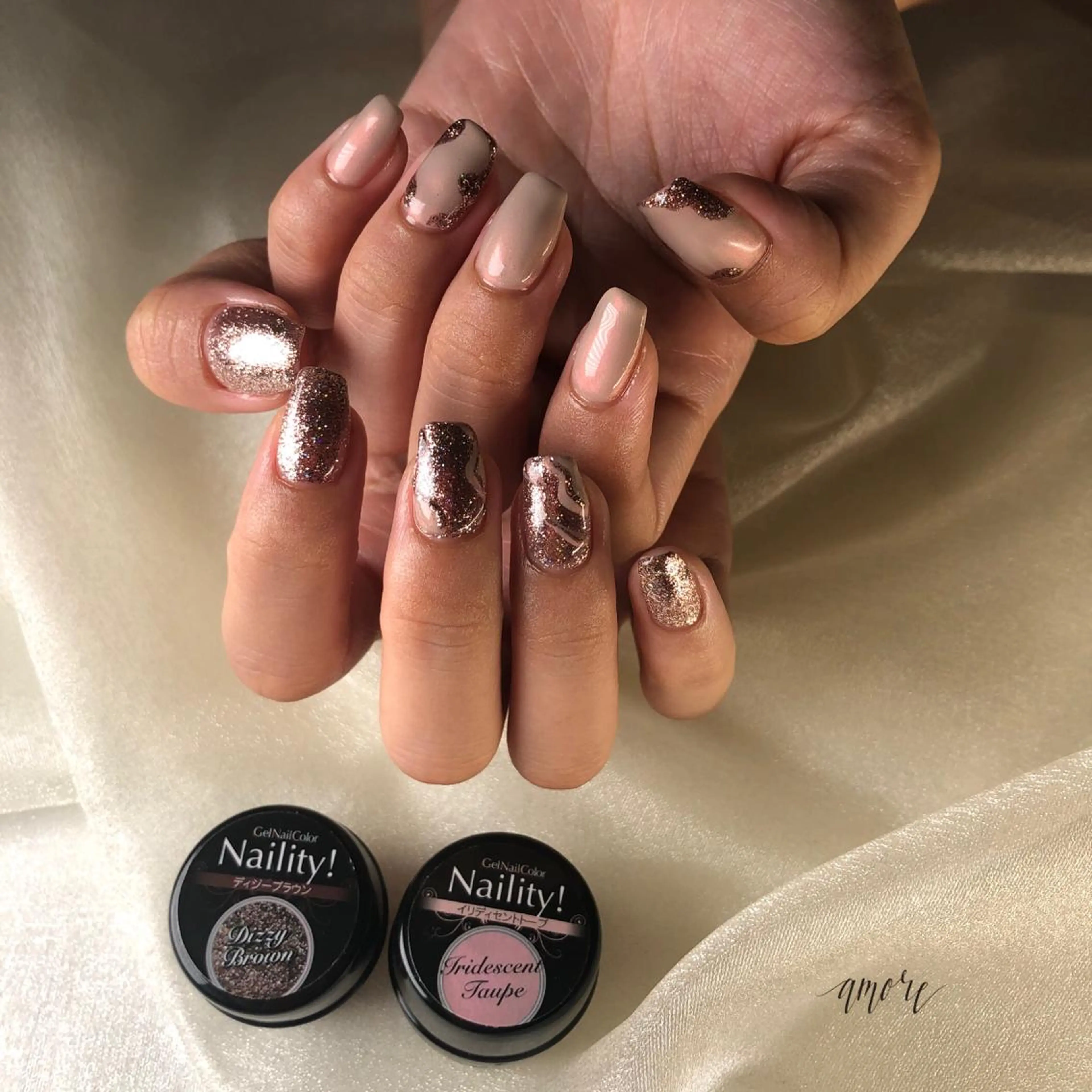 ネイル ジェルネイル 氷ネイル・うるうるネイル マグネットネイル ミラーネイル ニュアンスネイル You kyehwaのネイルデザイン