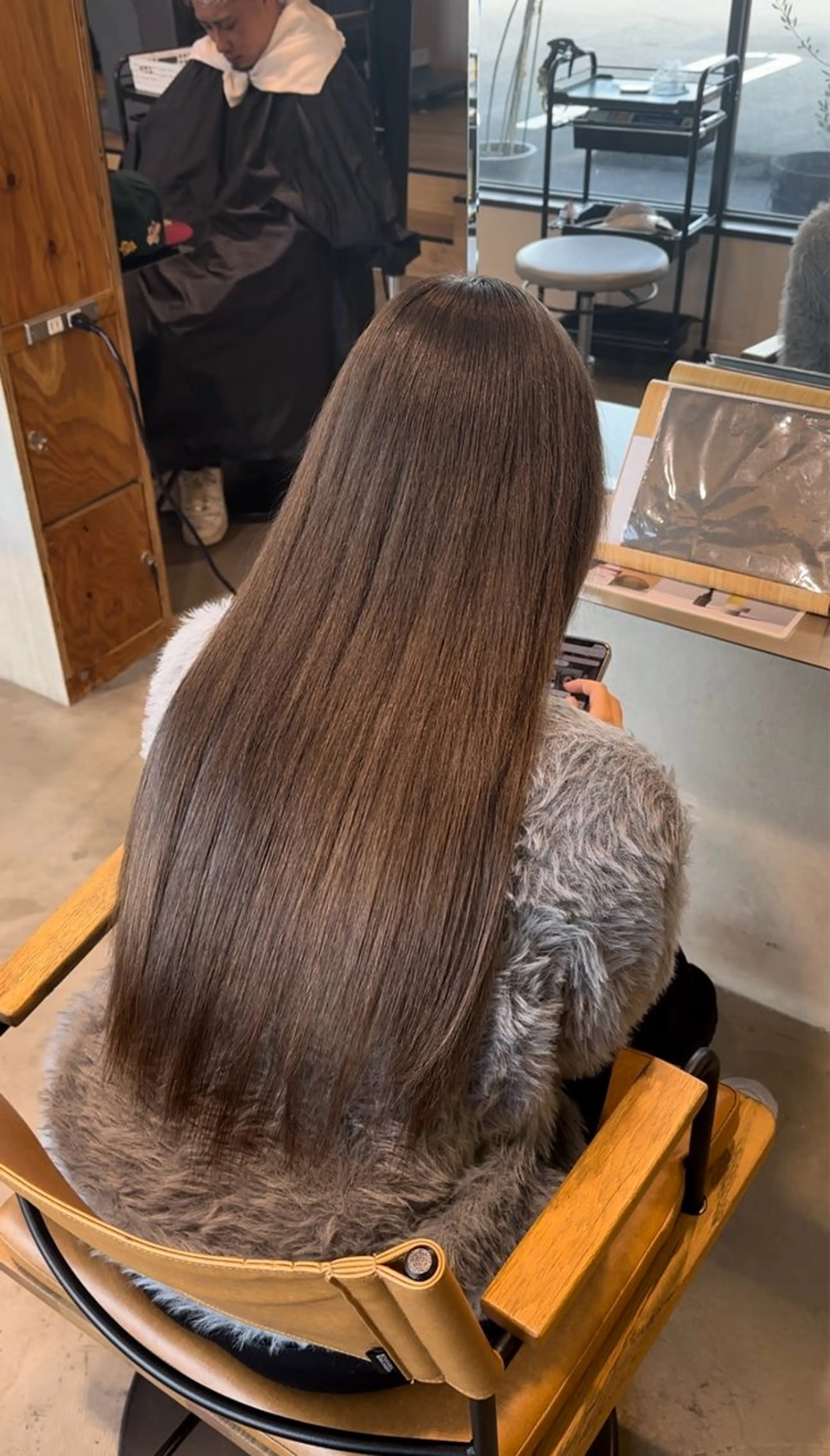 ロング カラー ブリーチ グレージュ アイスグレージュ 各務原/カラー/ブリ ーチお任せください！のヘアスタイル