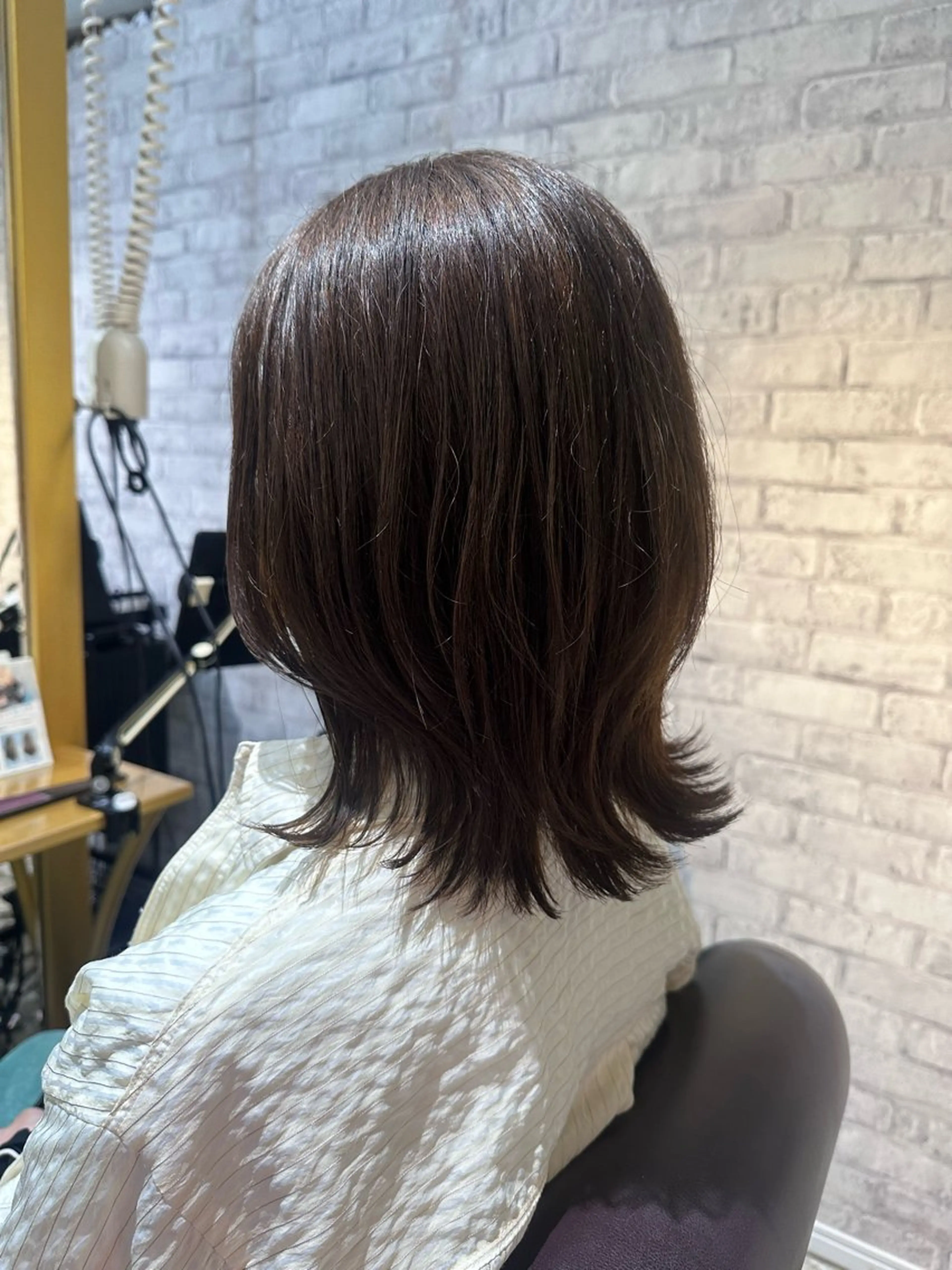 ミディアム カラー 透明感カラー オリーブカラー レイヤーカット カット ヘアカラー Saki💛心斎橋 レイヤー/艶髪のヘアスタイル