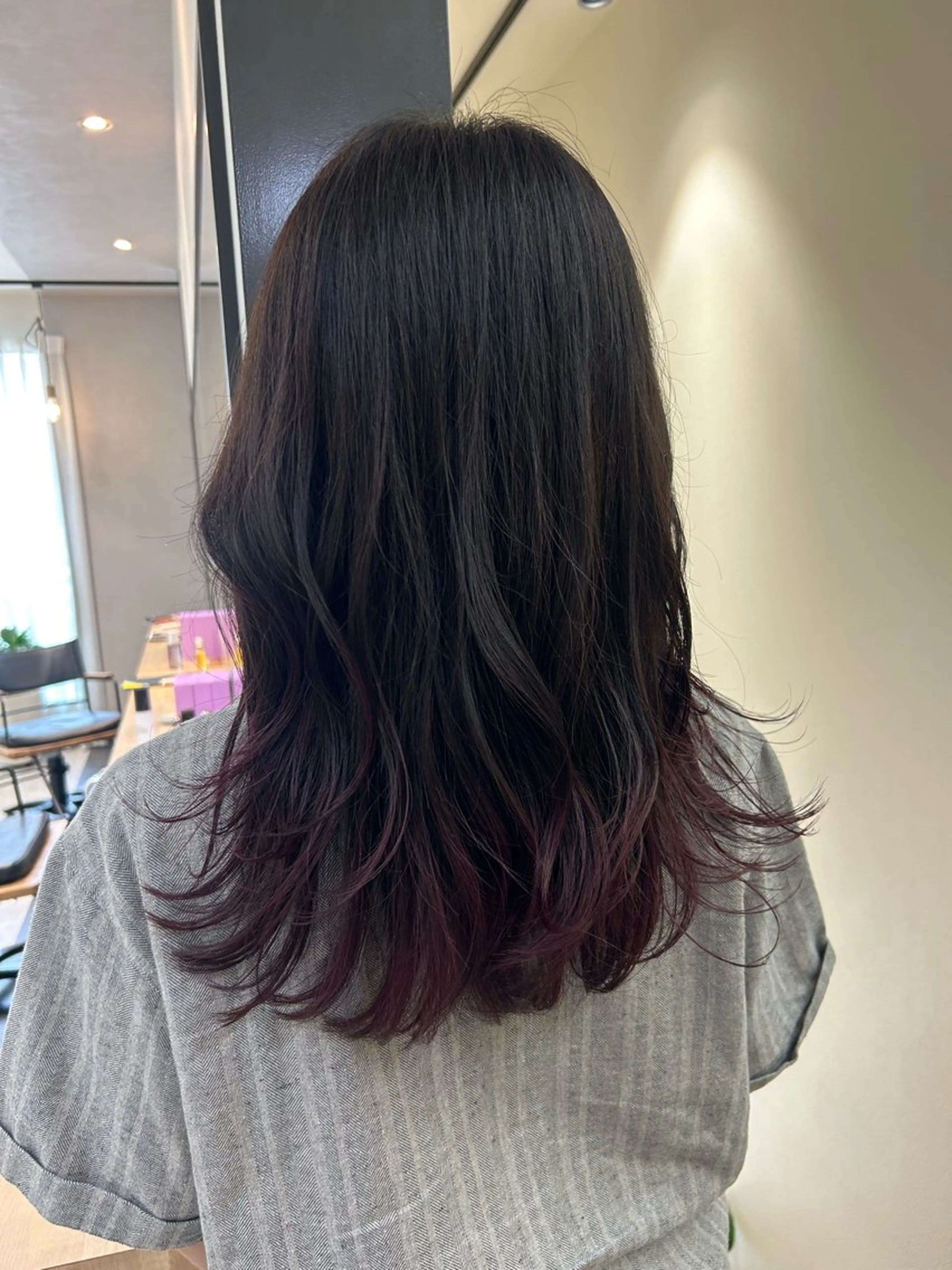 ロング カラー ブリーチ ラベンダーカラー ラベンダーピンク ピンクカラー カット ヘアカラー トリートメント hub hair レイヤー/透明感のヘアスタイル