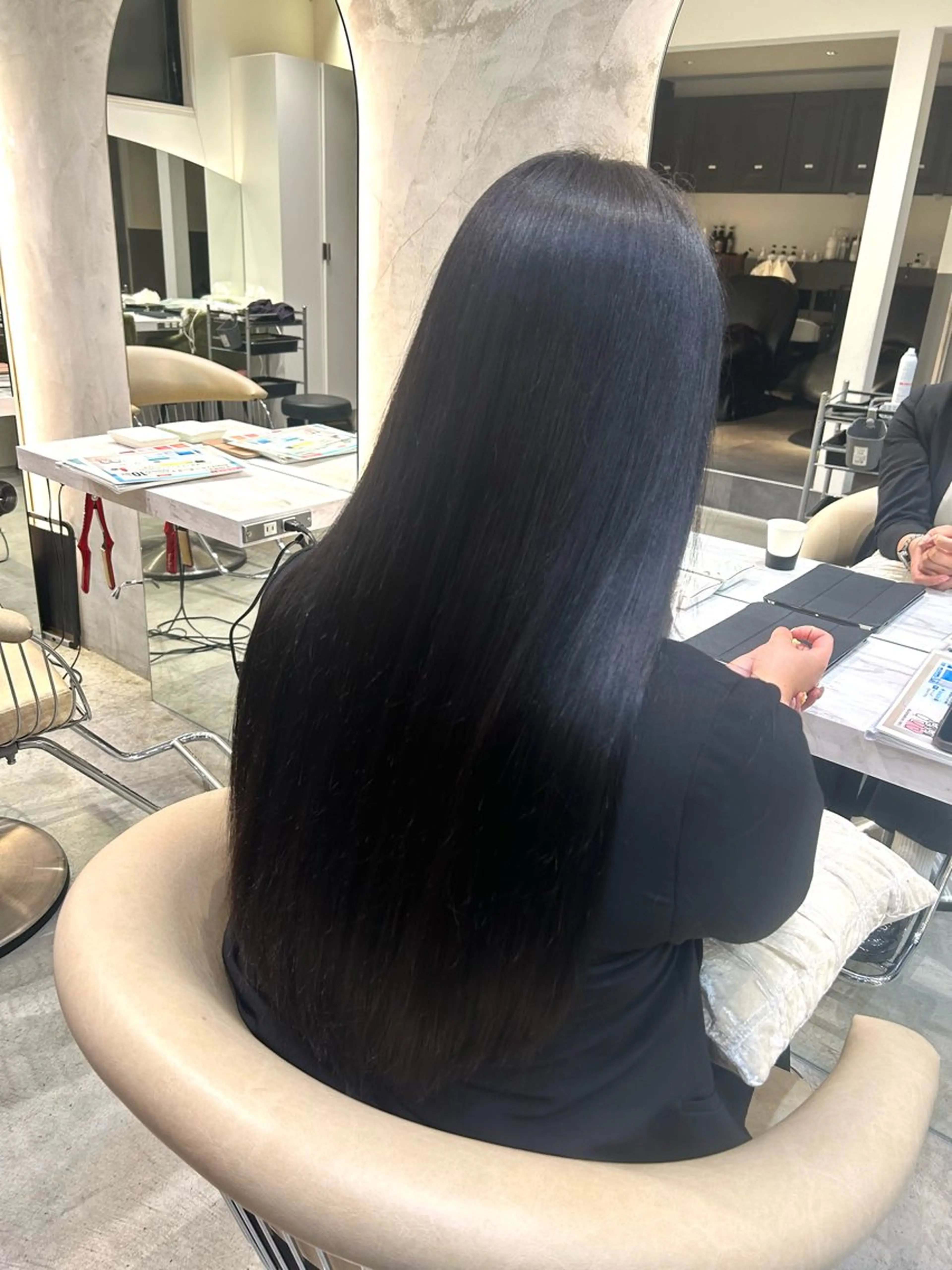 ロング カラー Lond ideal 新潟万代所属・🩵【Lond】 みなみ🩵のヘアスタイル