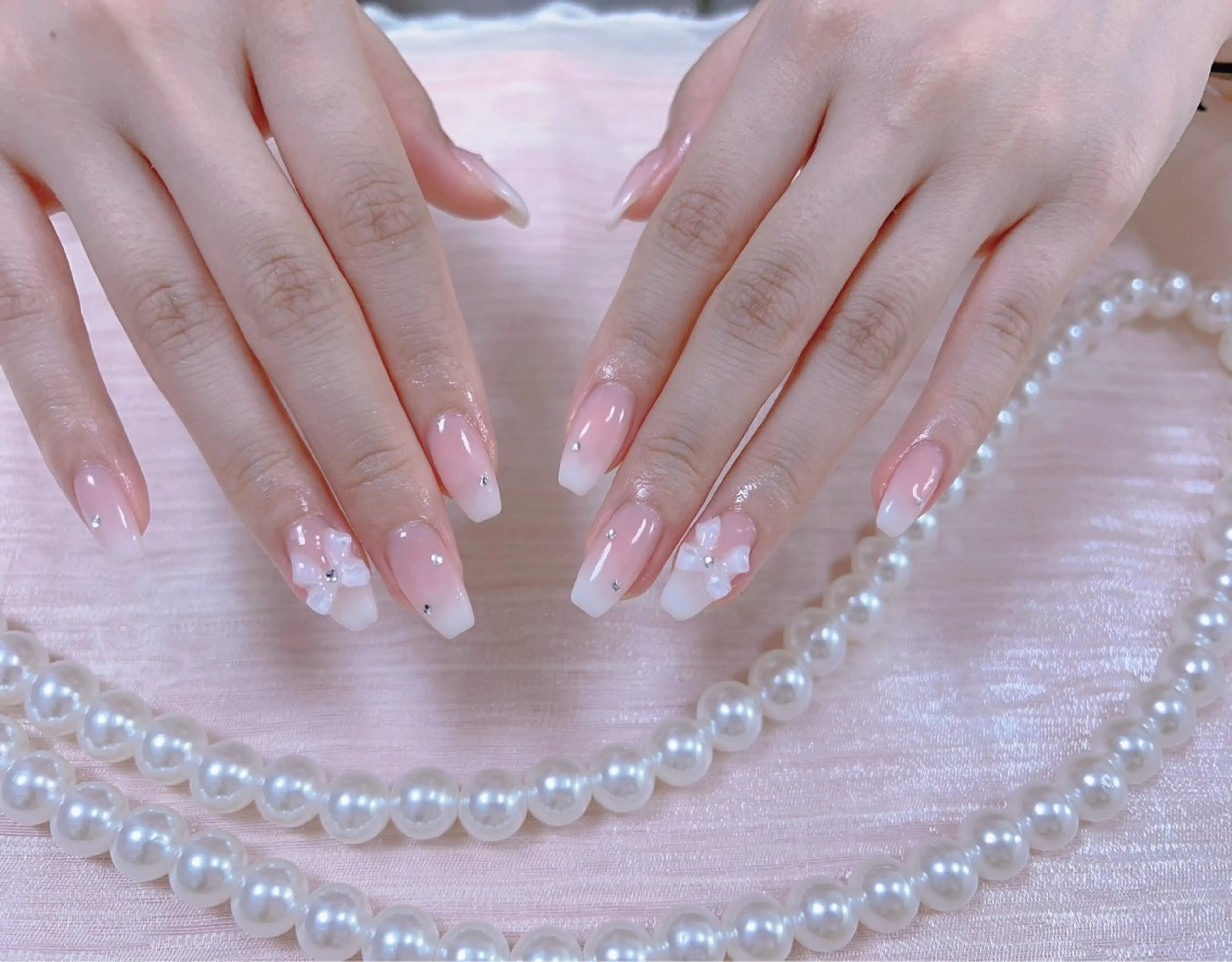 ネイル はぴねす所属・横浜 美夢のネイルデザイン