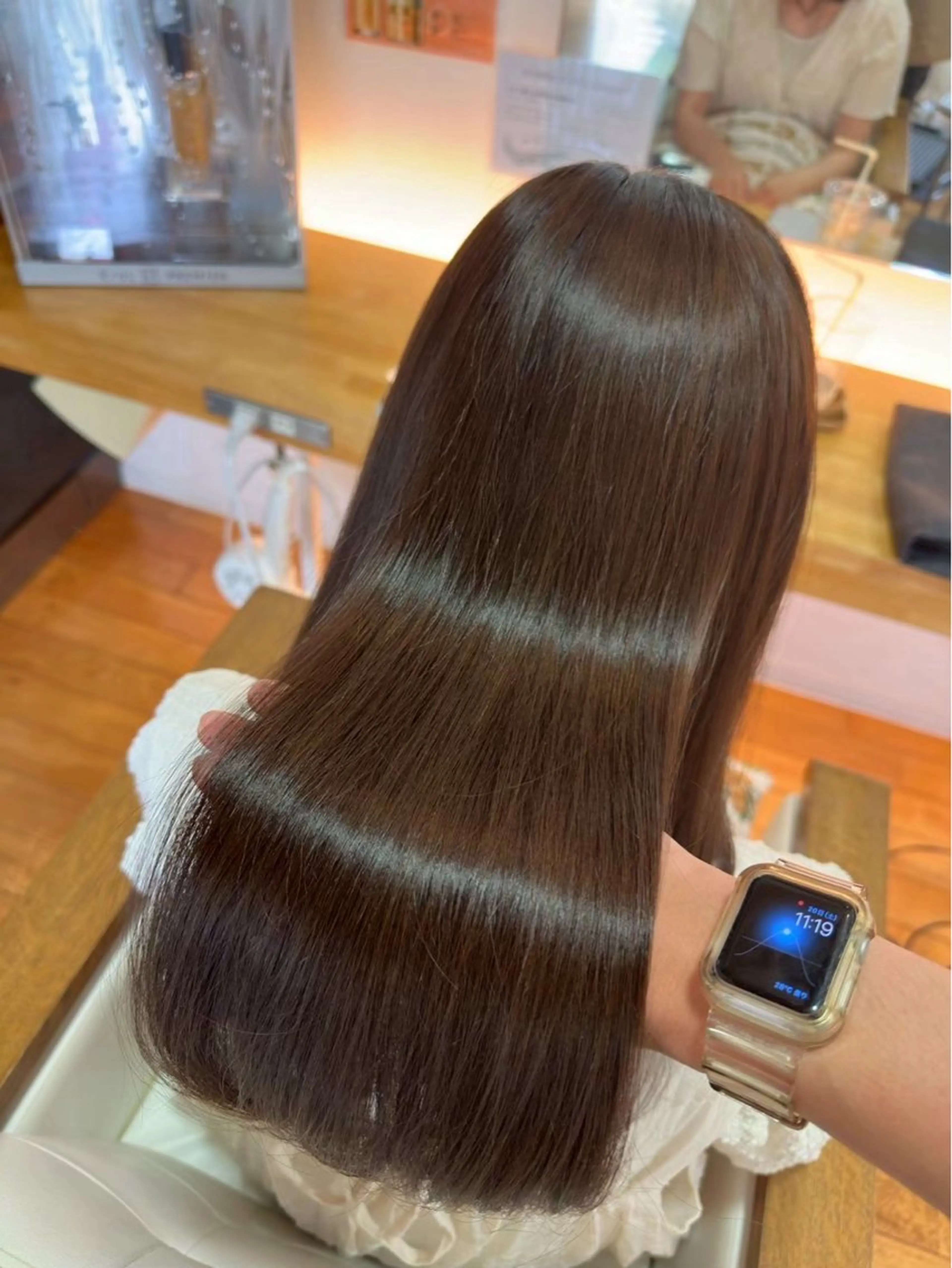 ロング カラー 沖元 統弥のヘアスタイル