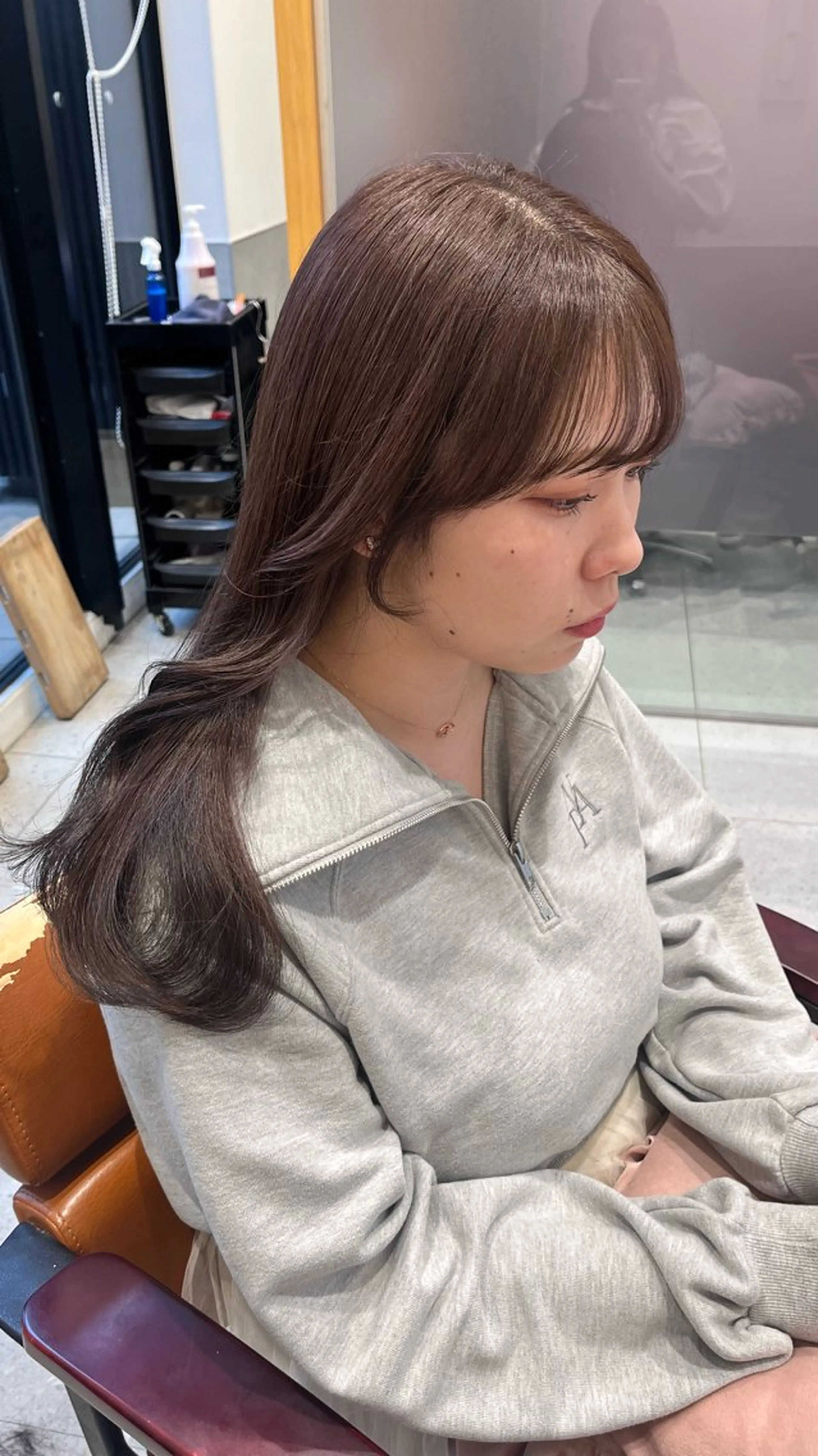 ロング カラー カット ヘアカラー トリートメント 大人girly🛋️ 🤍yukakoのヘアスタイル