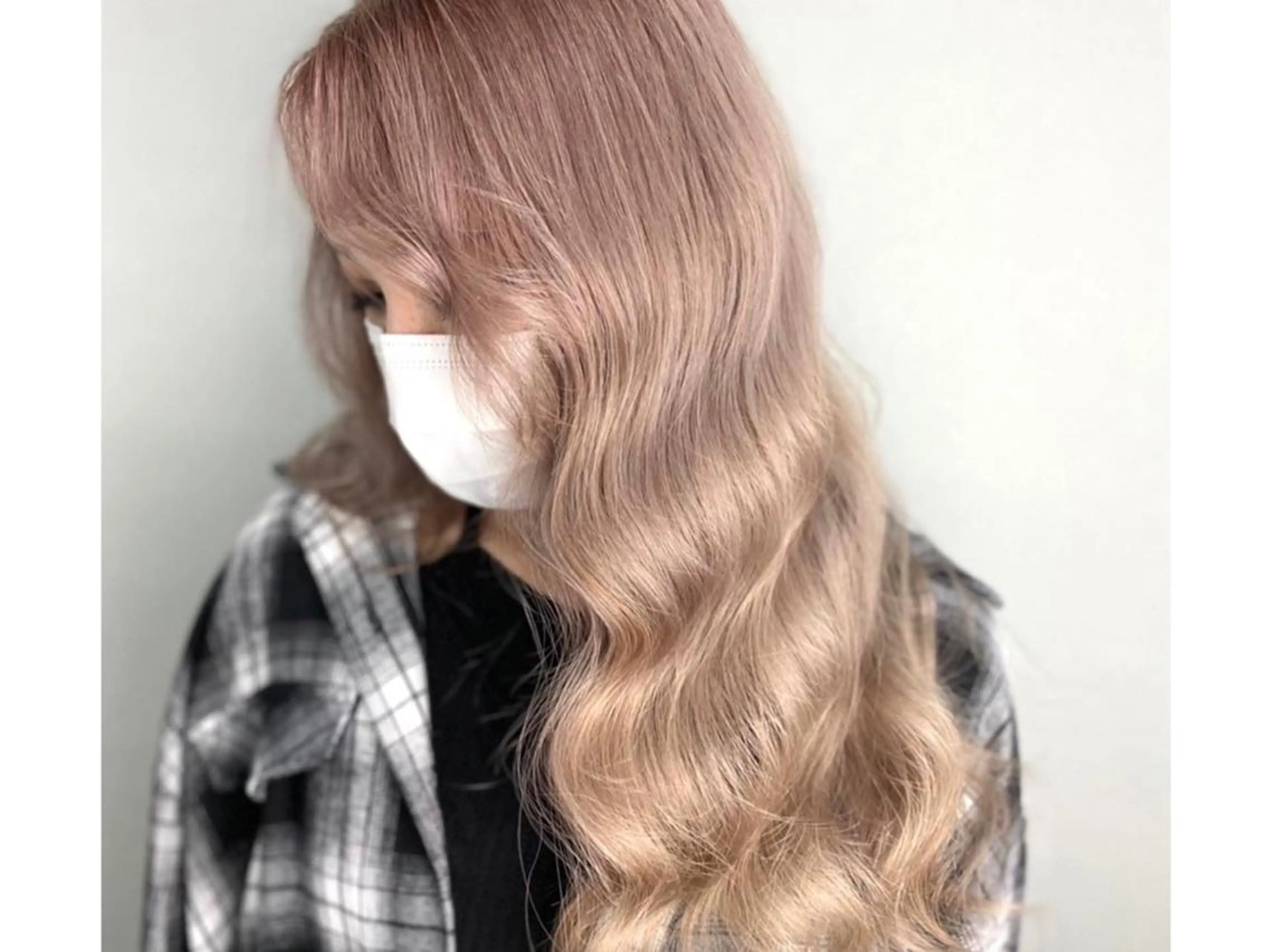 ロング カラー カット ヘアカラー 🧡ブリーチ特化🧡 透明感ハイトーン🧡のヘアスタイル