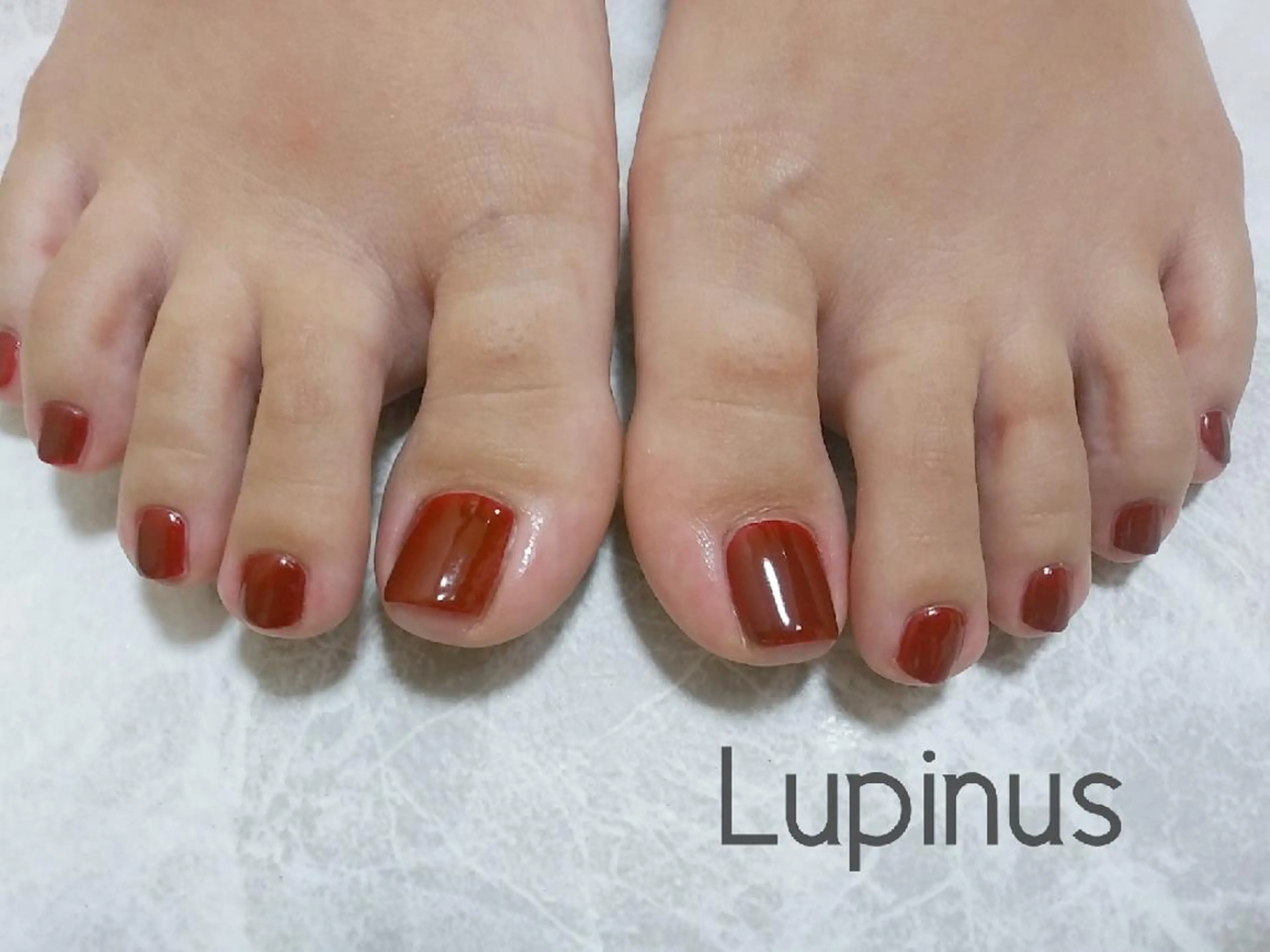 ネイル シンプルネイル ハンドネイル フットネイル Lupinus所属・Lupinus ルピナスのネイルデザイン