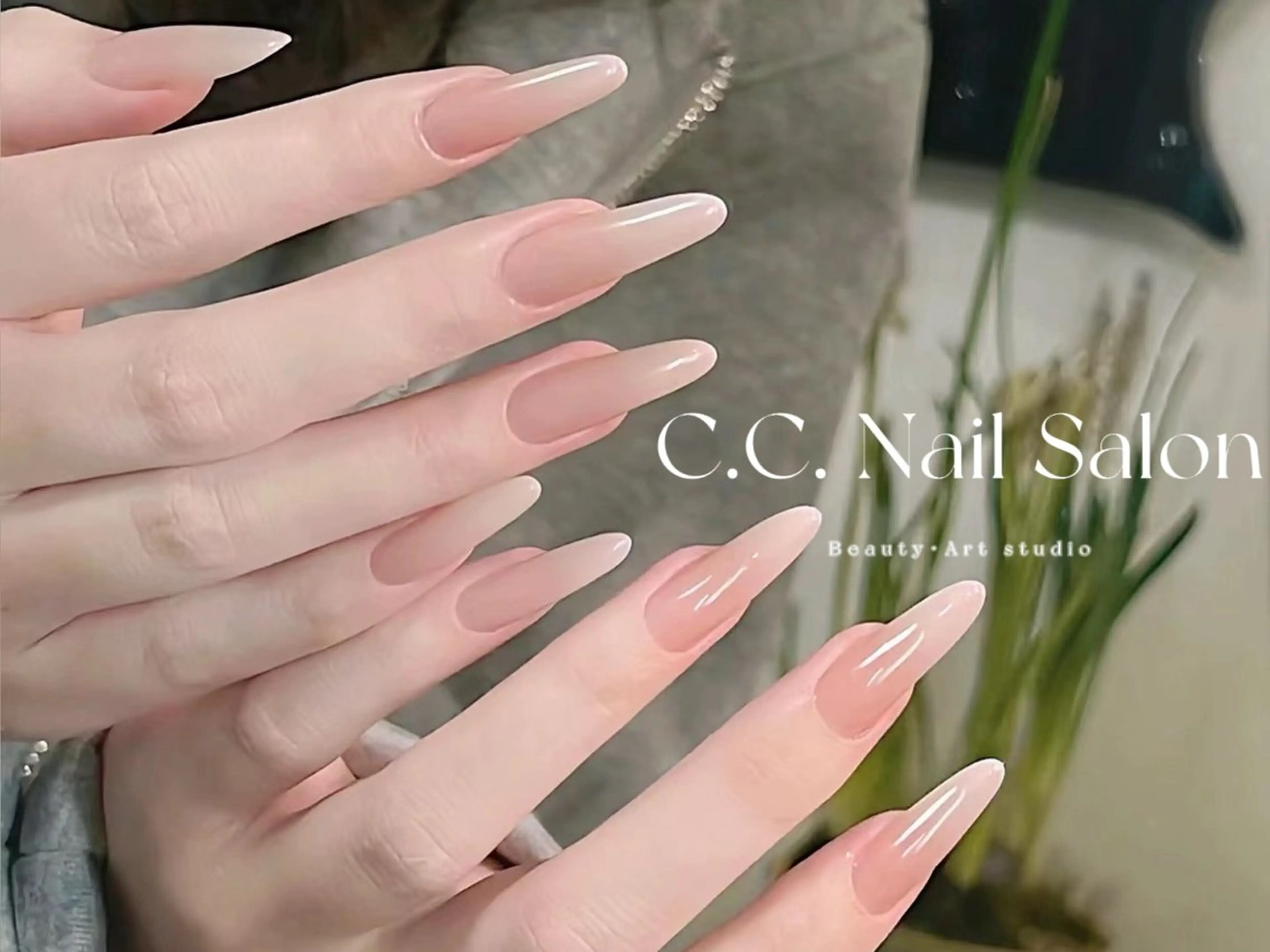 【ミニモ再開キャンペーン】チップ[10本長さ出し]＋ワンカラー 💜 【初回ソフトジェルオフ無料】の写真