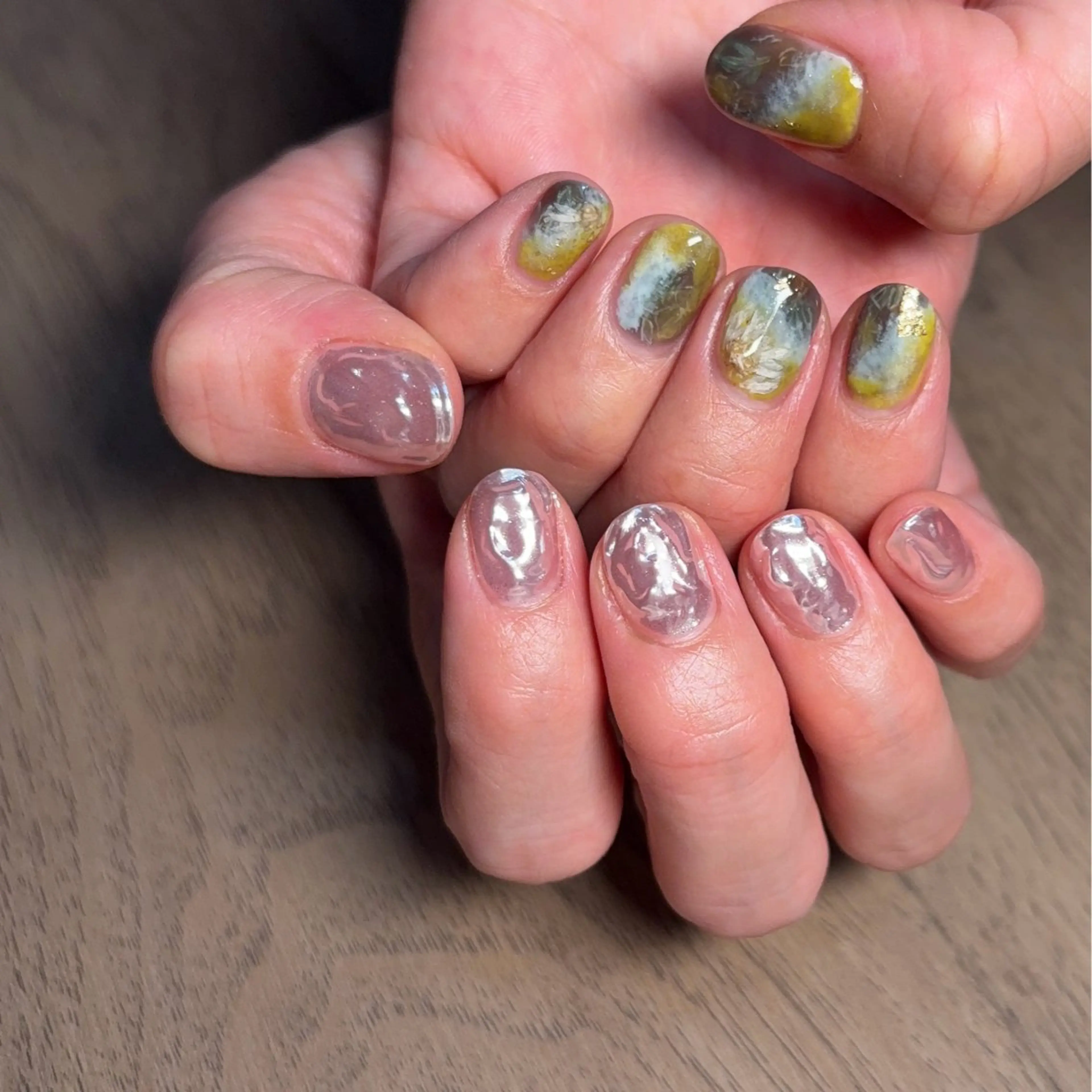 ネイル ホワイト うえぽん 🌟のネイルデザイン