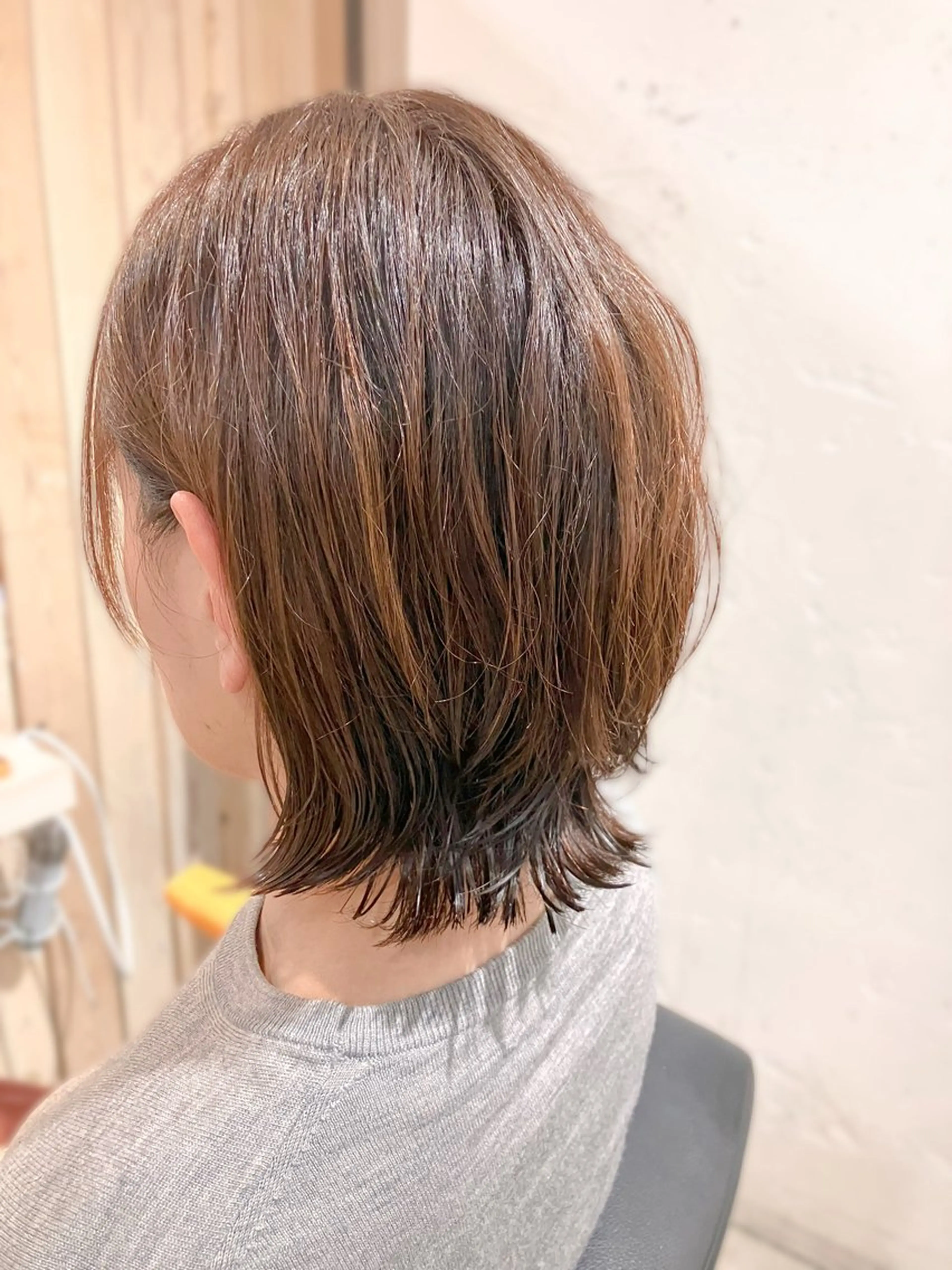 ミディアム パーマ ミディアムパーマ 外ハネヘア パーマ ⭐️こもだ⭐️ ⭐RISEHAIR⭐のヘアスタイル