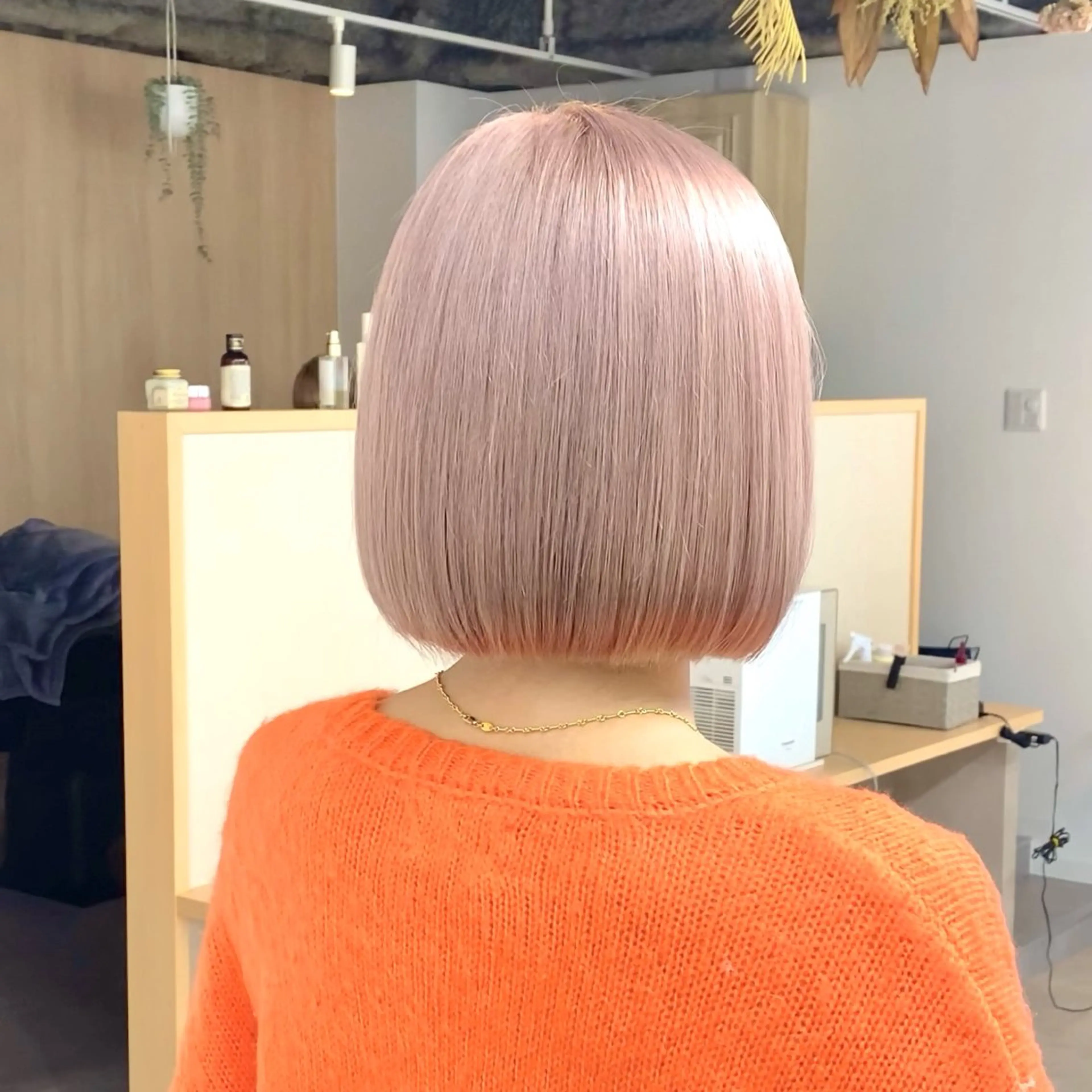 ミディアム カラー カット ヘアカラー トリートメント ボブ/韓国ボブ/ブリ ーチ/鈴木康平のヘアスタイル