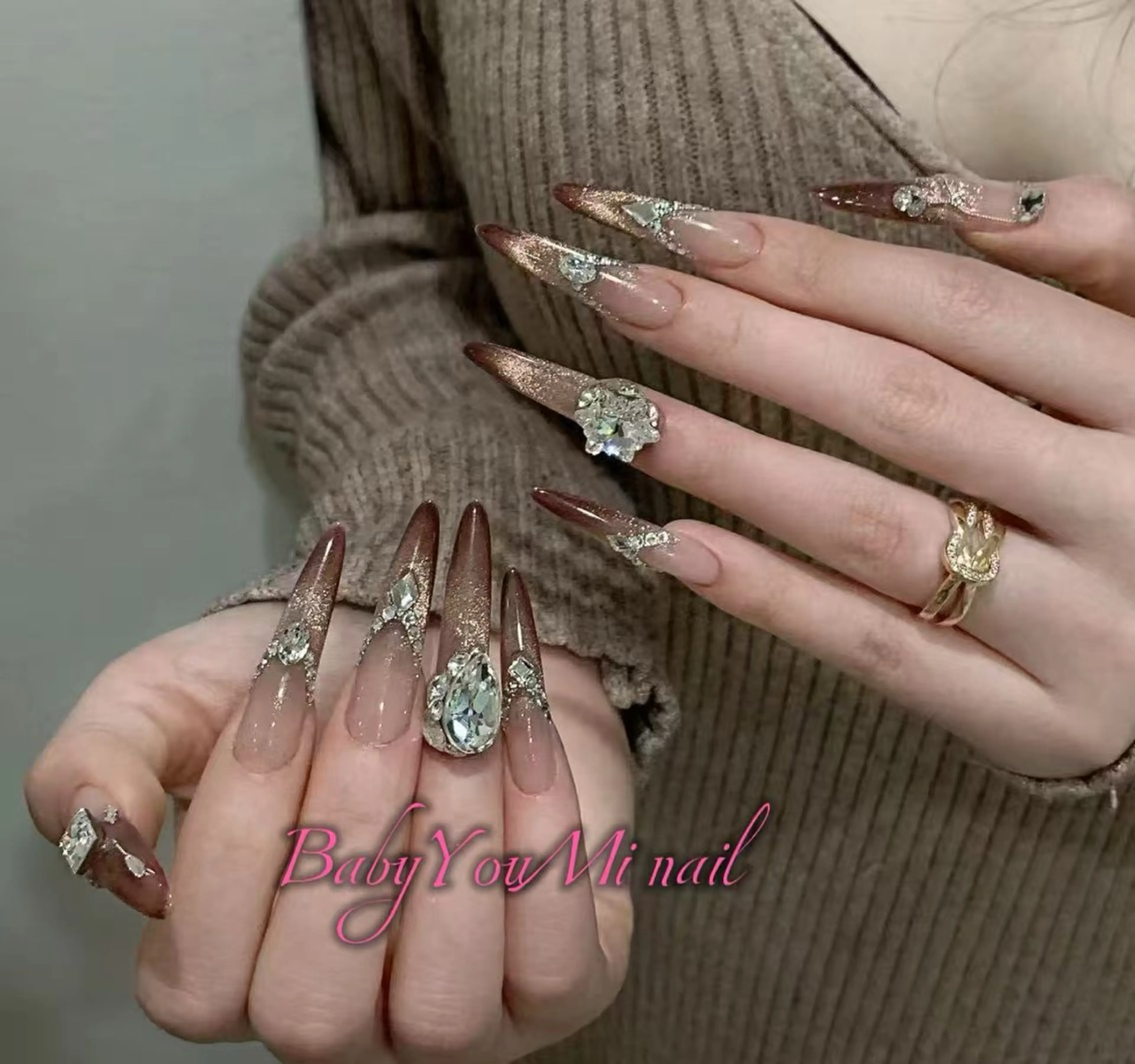 ネイル オーロラネイル フラワーネイル フットネイル フレンチネイル ジェルネイル ハンドネイル 相沢 さやかのネイルデザイン