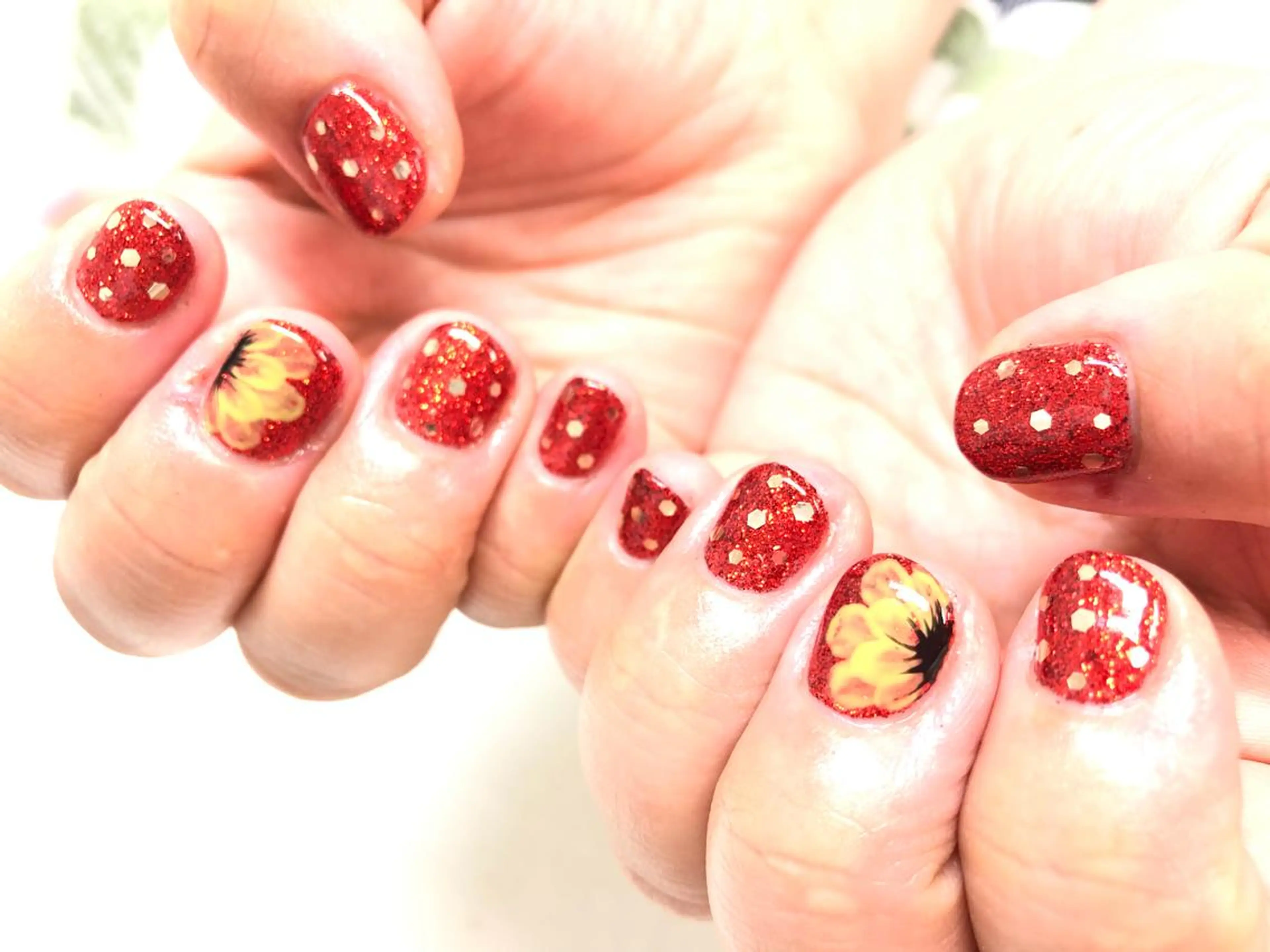 ネイル ユリシスネイル 担当近藤のネイルデザイン