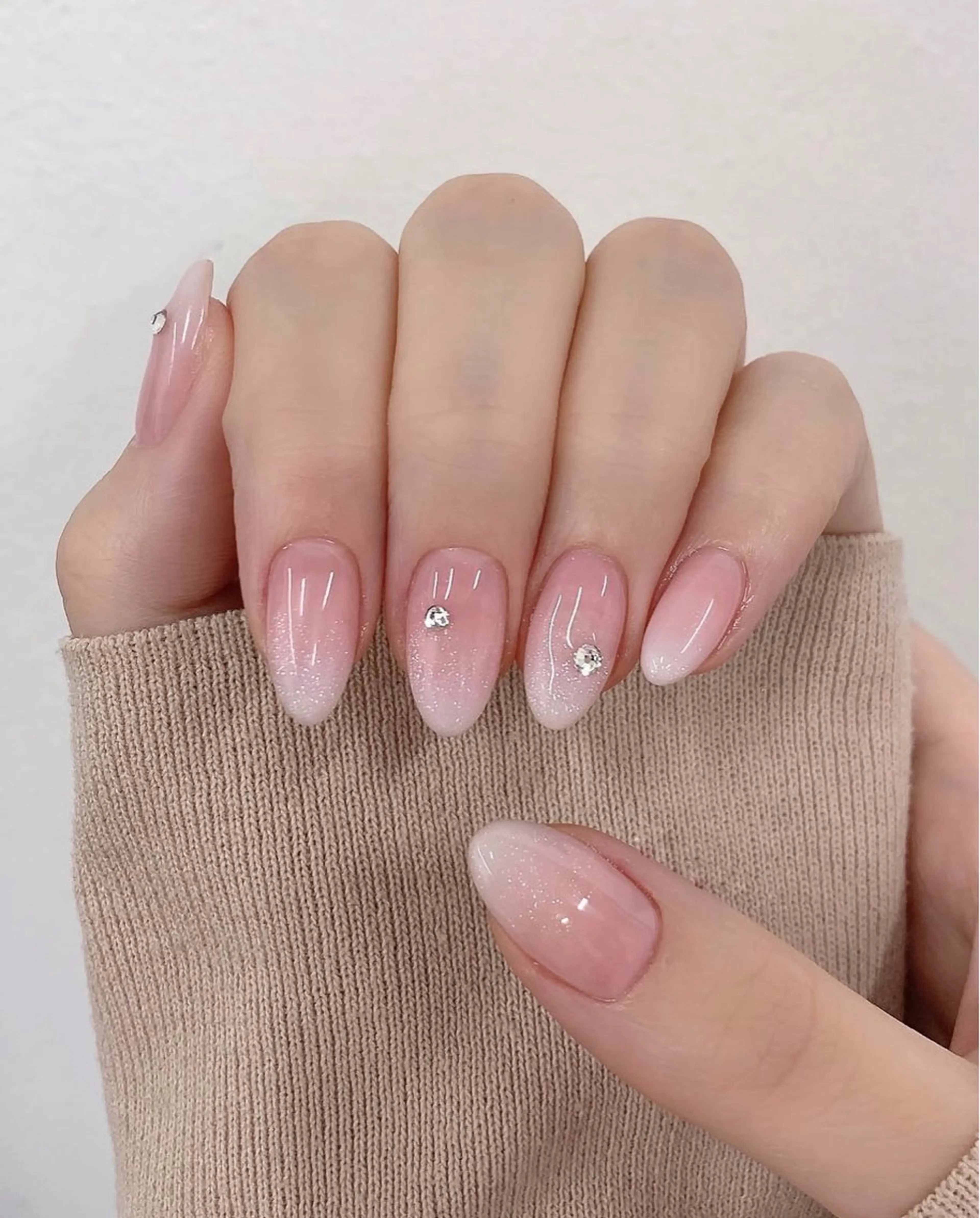 ネイル オーロラネイル 長さ出し フットネイル フレンチネイル ジェルネイル ハンドネイル sora ❄️のネイルデザイン