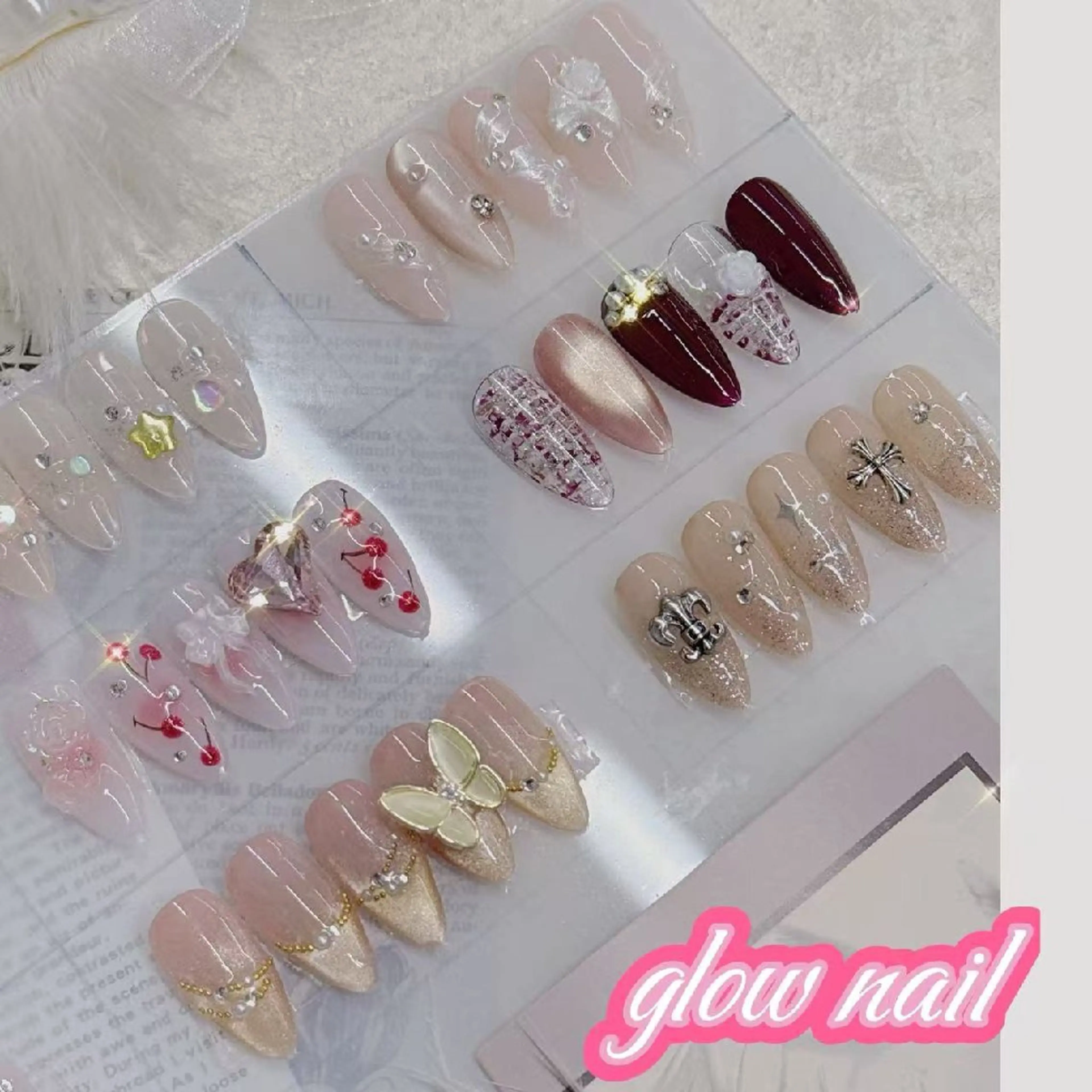 ネイル グロー ネイルのネイルデザイン