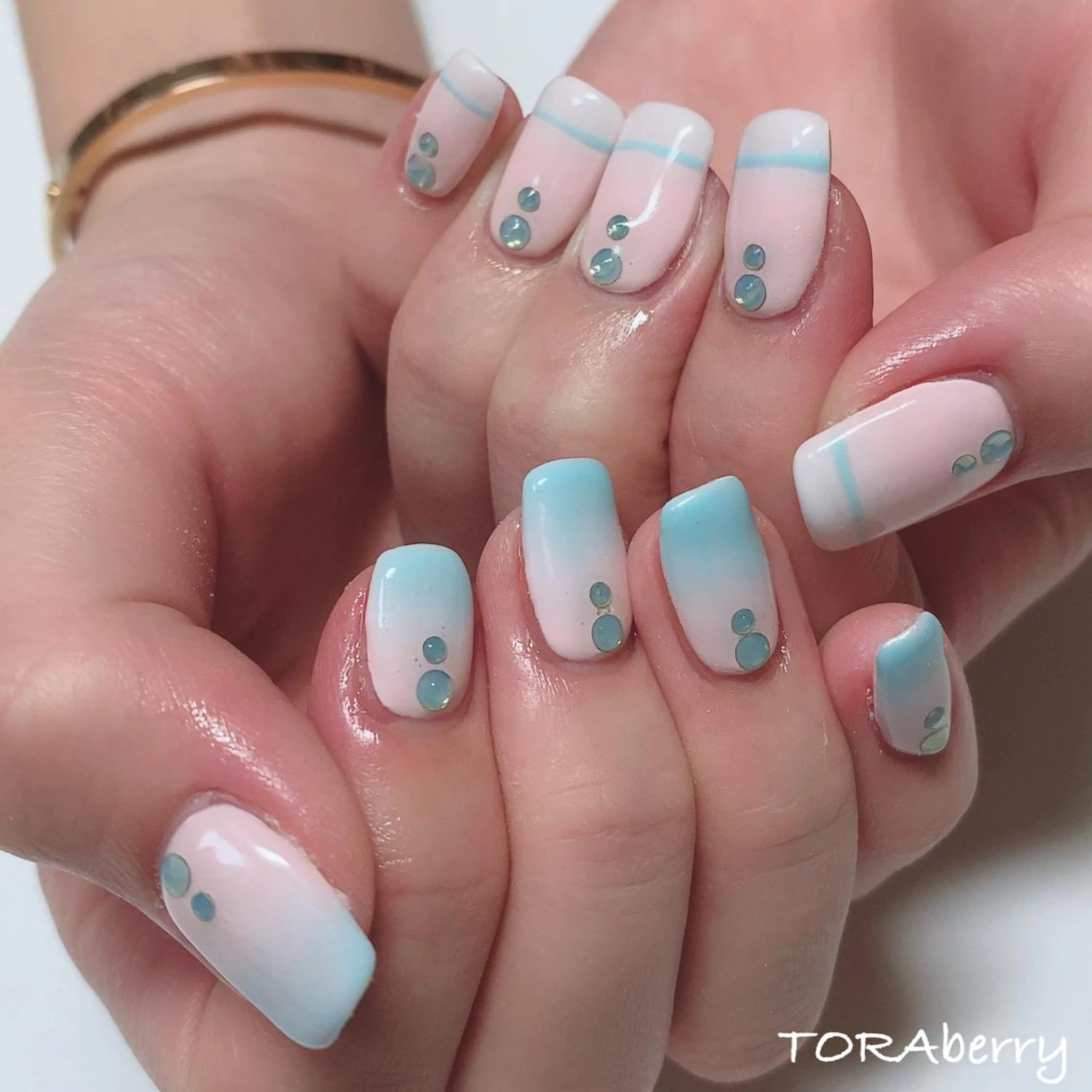 ネイル ハンドネイル ネイリスト なつみのネイルデザイン