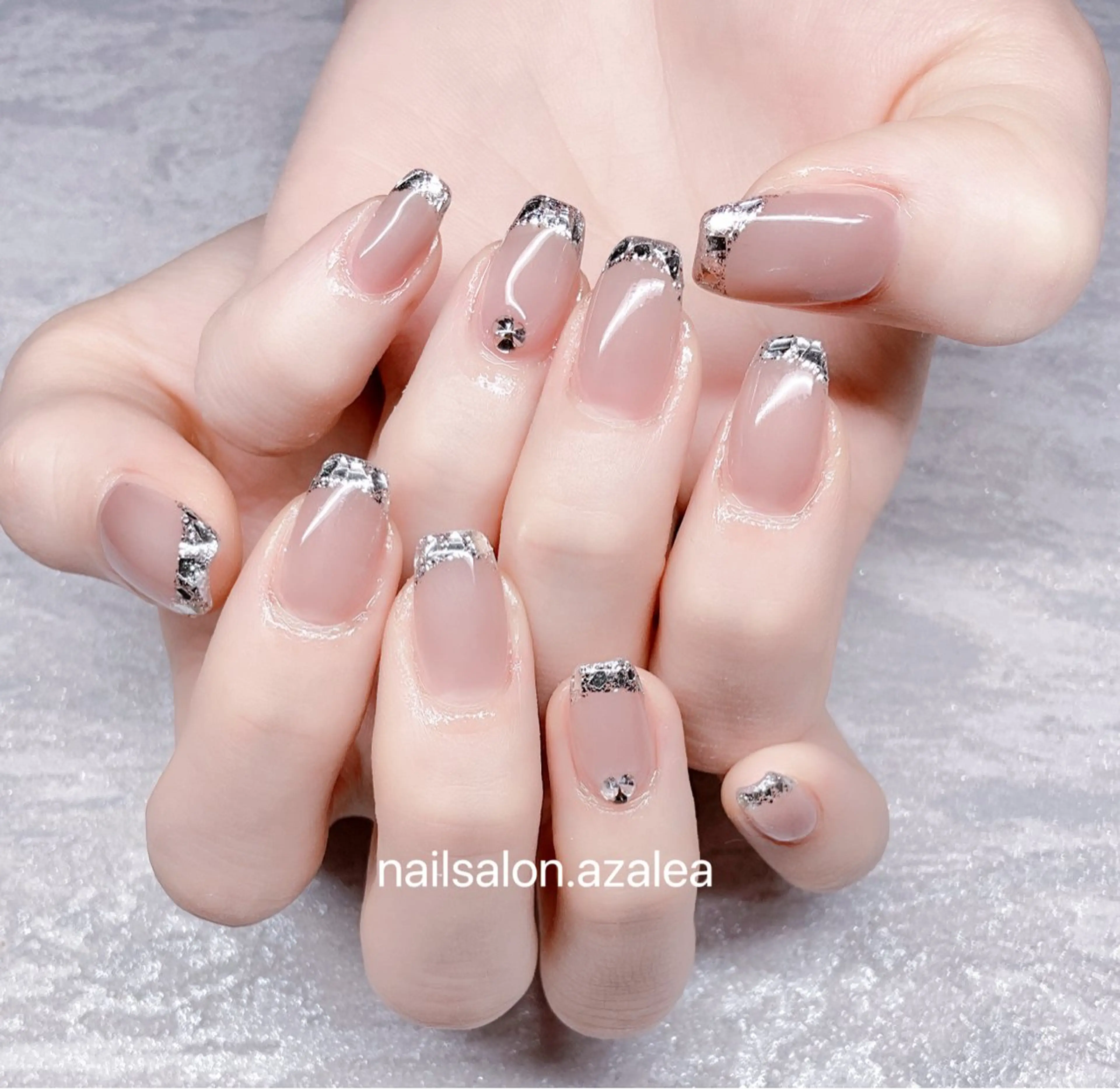 ネイル ハンドネイル R inのネイルデザイン