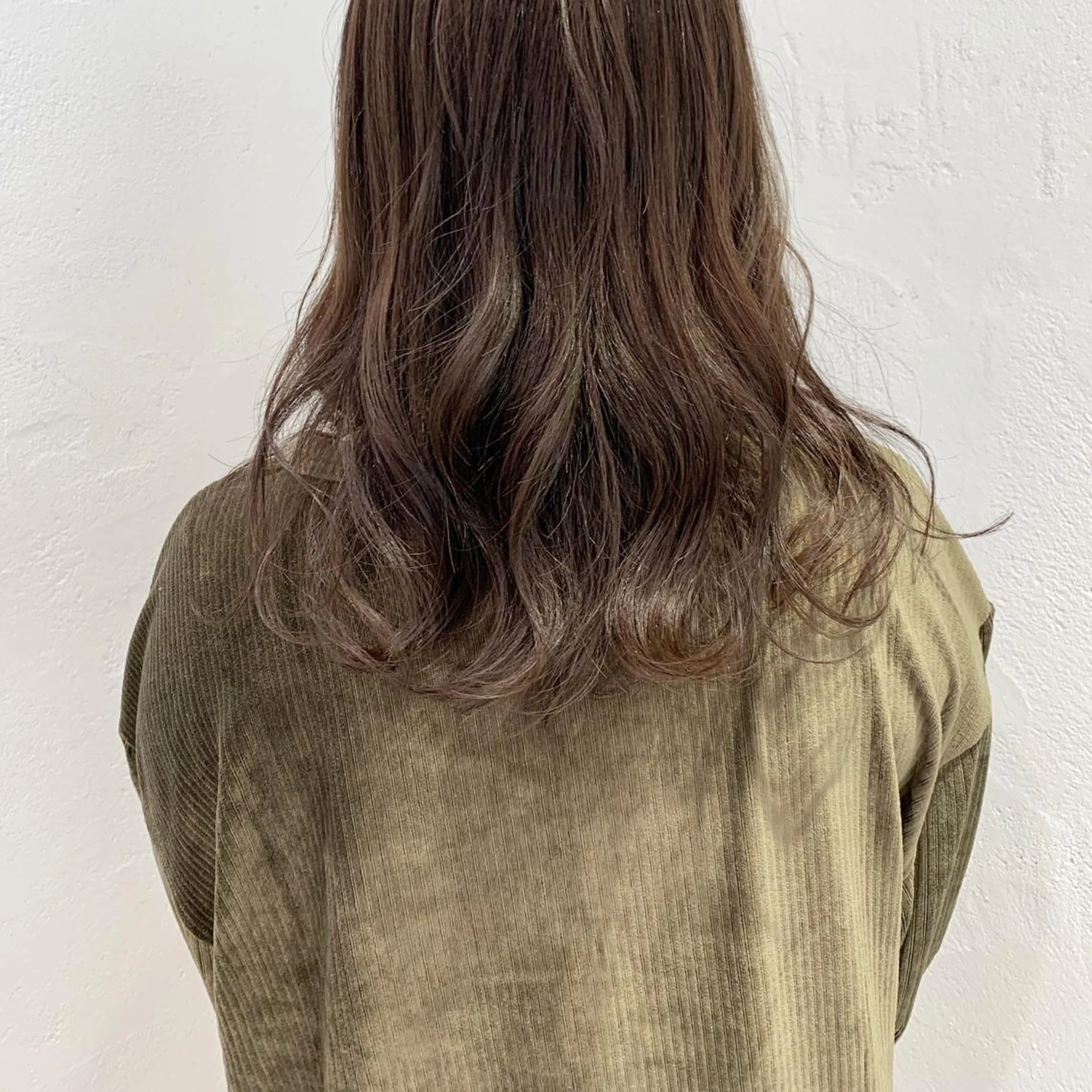 セミロング ヘアアレンジ 🫧透明感カラー/ ボブ/小笠原汐海🪽のヘアスタイル