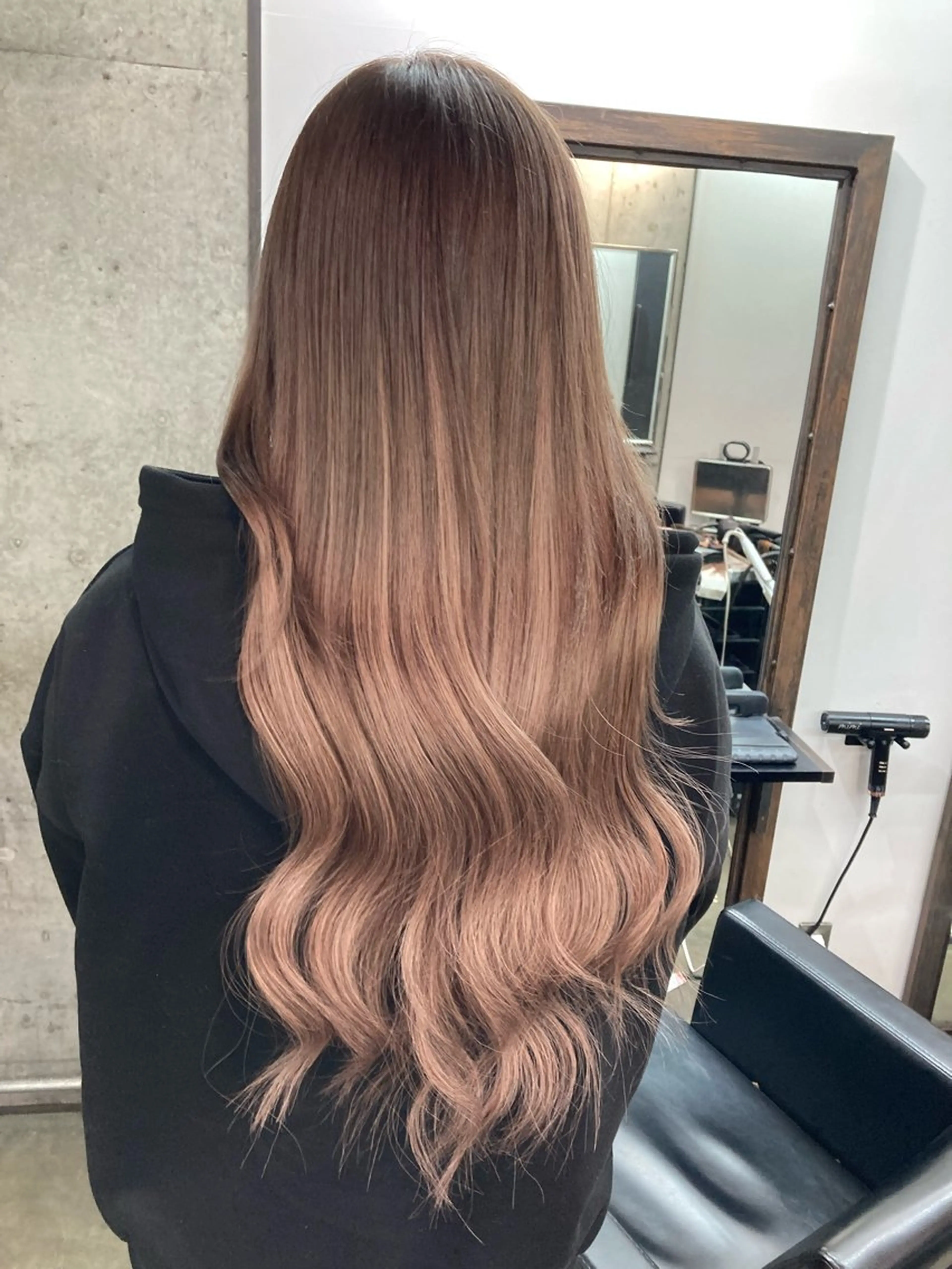 ロング カラー ヘアカラー エクステ ✨最安値✨エクステ カラー🌼つきな🌼のヘアスタイル