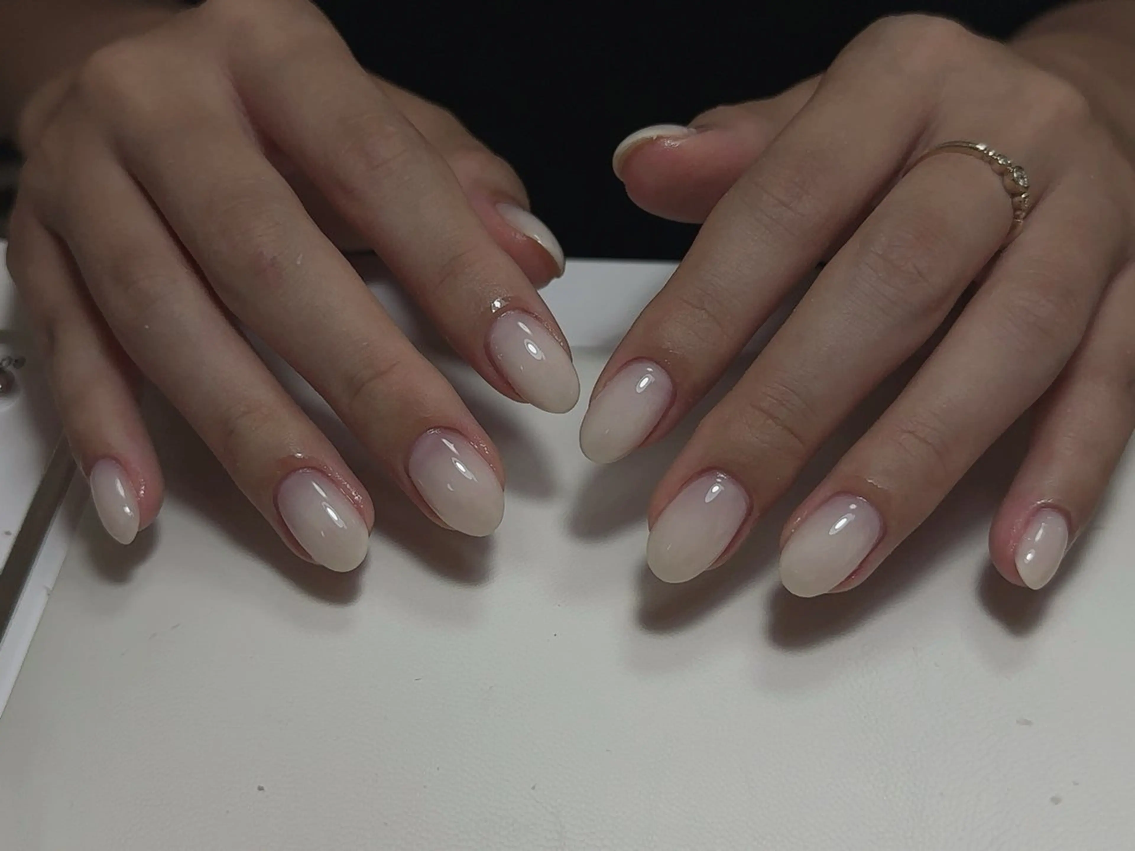 ネイル ハンドネイル NAIL CIRCLESのネイルデザイン