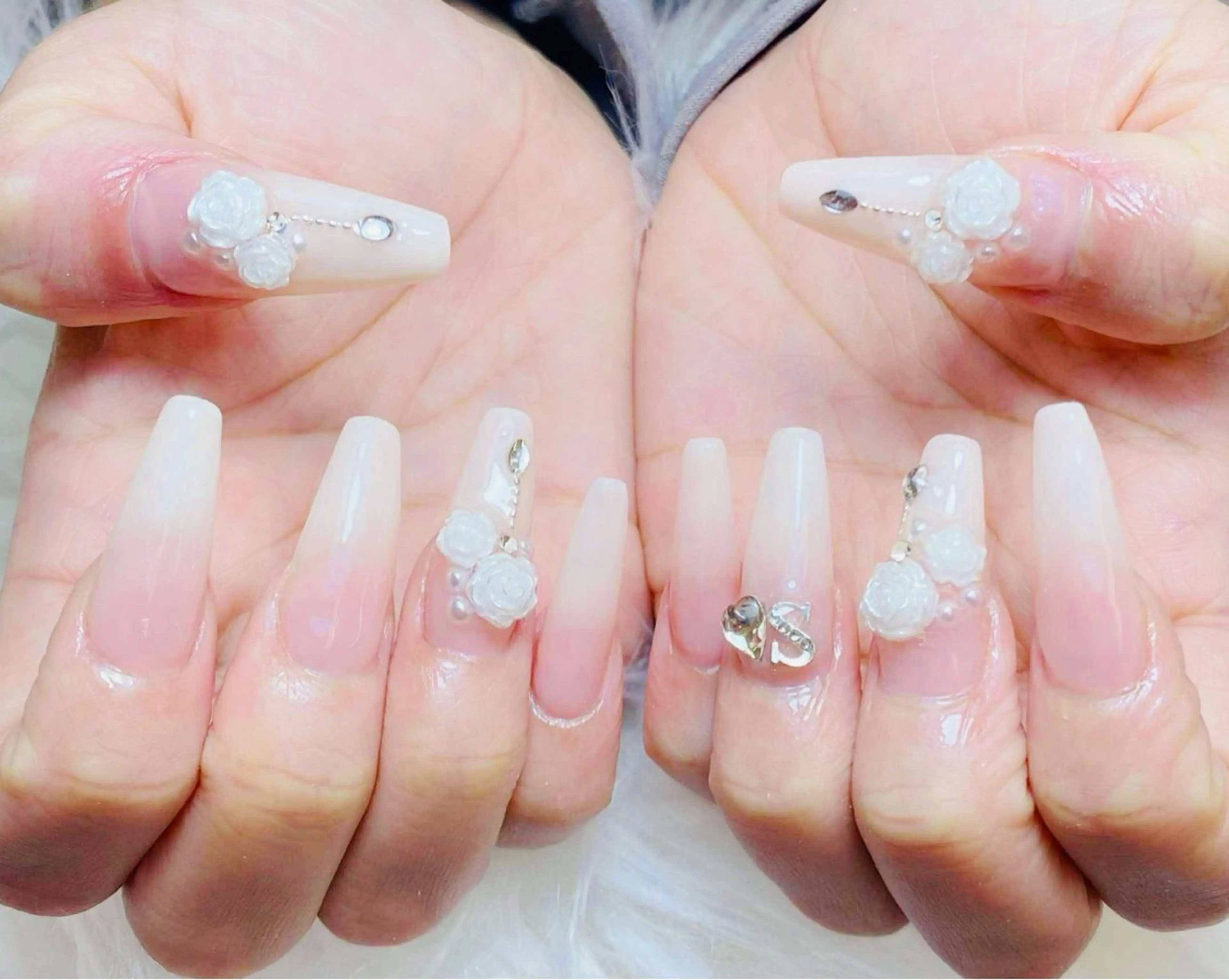 チップ長さ出し+グラデーションの写真