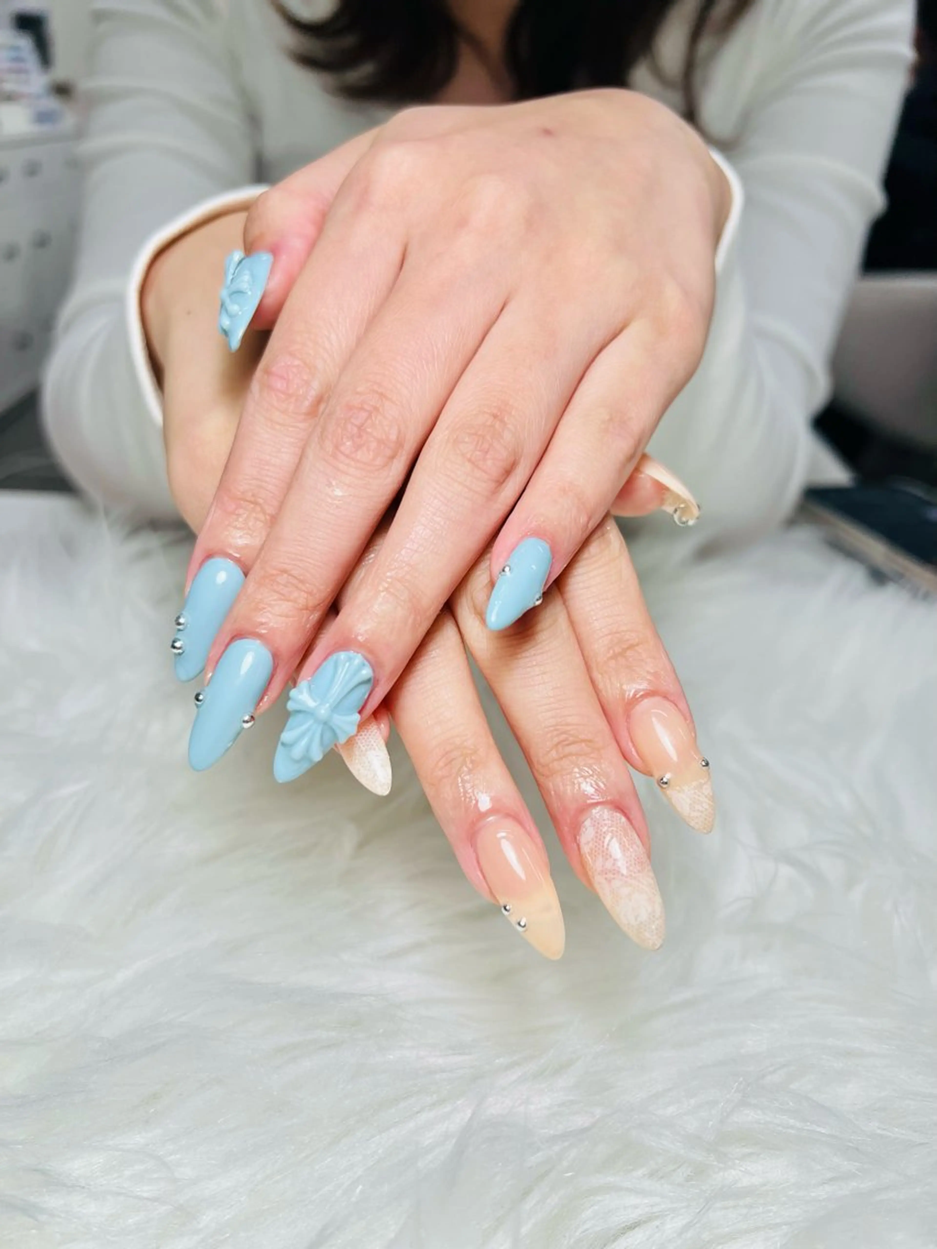 ネイル AURA NAILのネイルデザイン