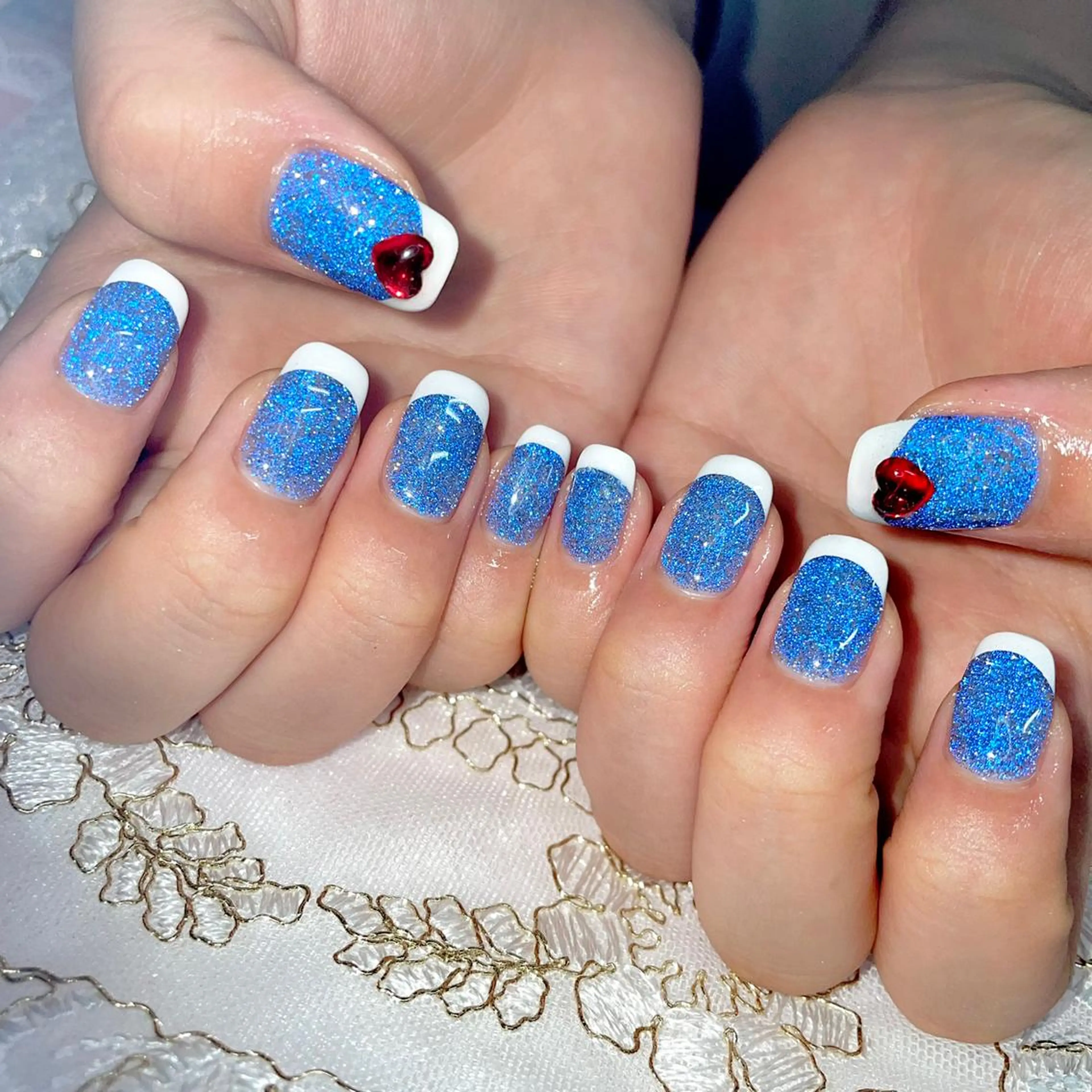 ネイル アートネイル オーロラネイル フラッシュネイル ジェルネイル 持ち込み J terrace Nailのネイルデザイン