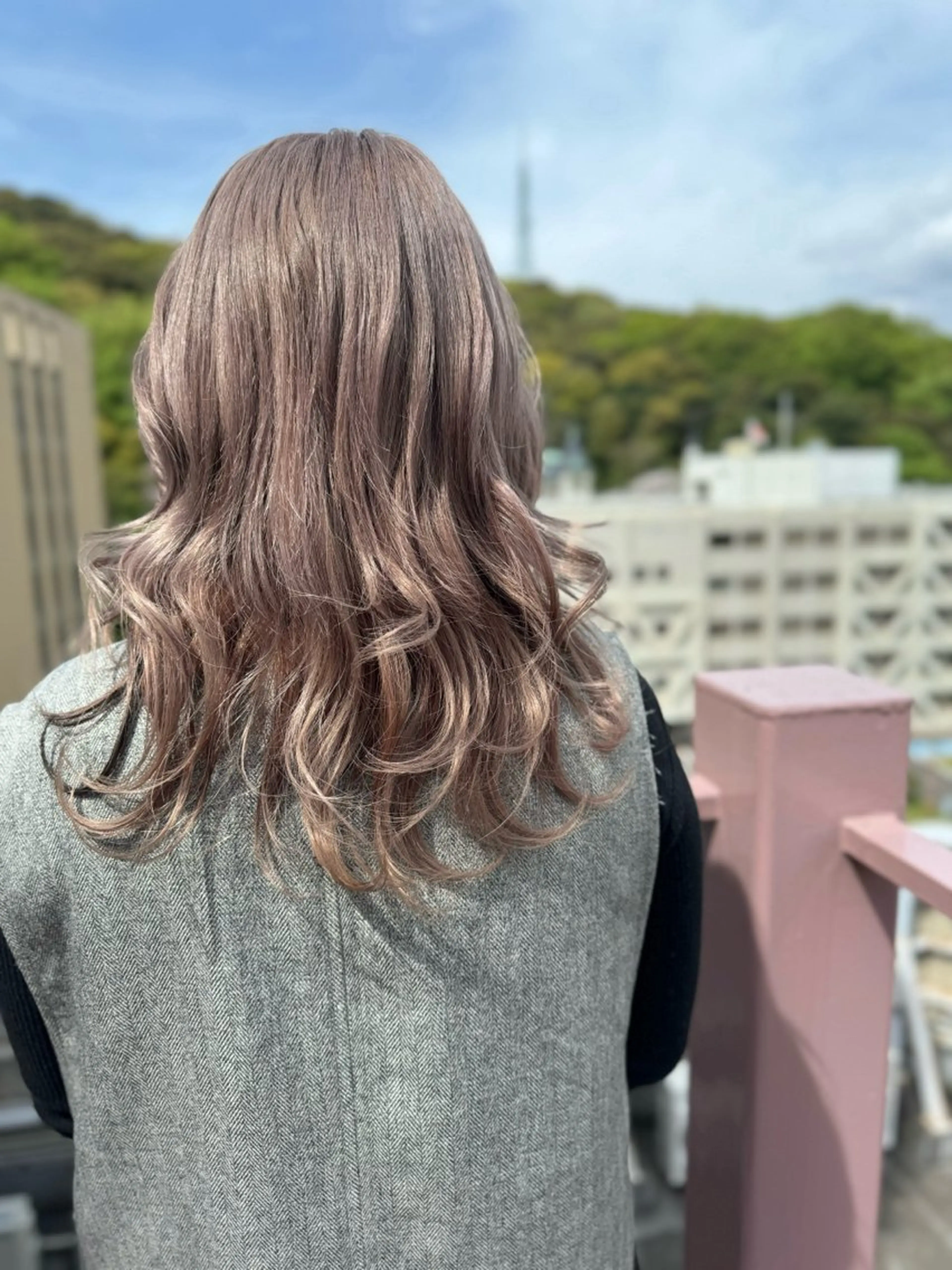 セミロング カラー ベージュカラー ミルクティーベージュ ヘアカラー Viage （ビアージュ）のヘアスタイル
