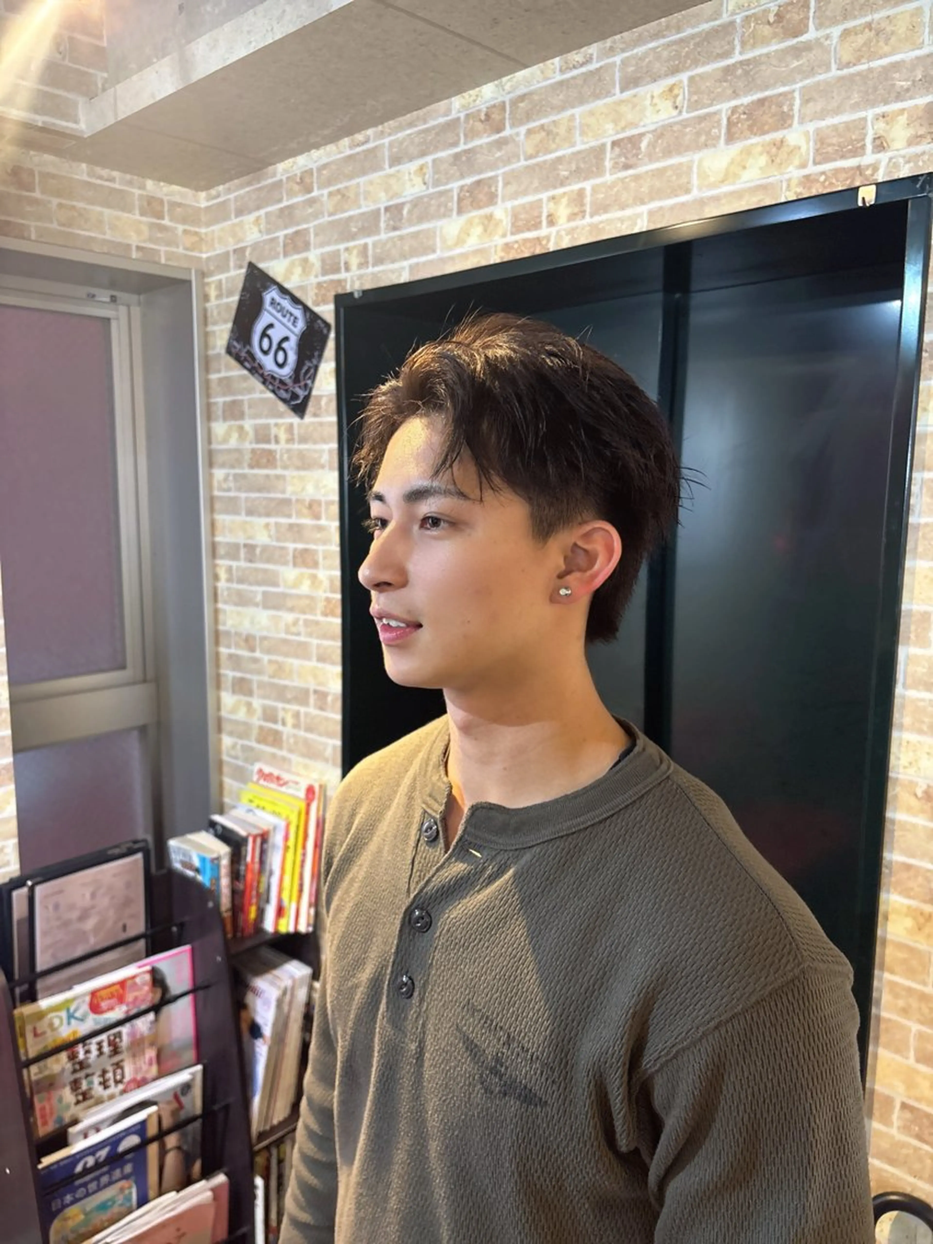 メンズ カット 縮毛矯正、韓国レイヤ ーカットメンズカットのヘアスタイル