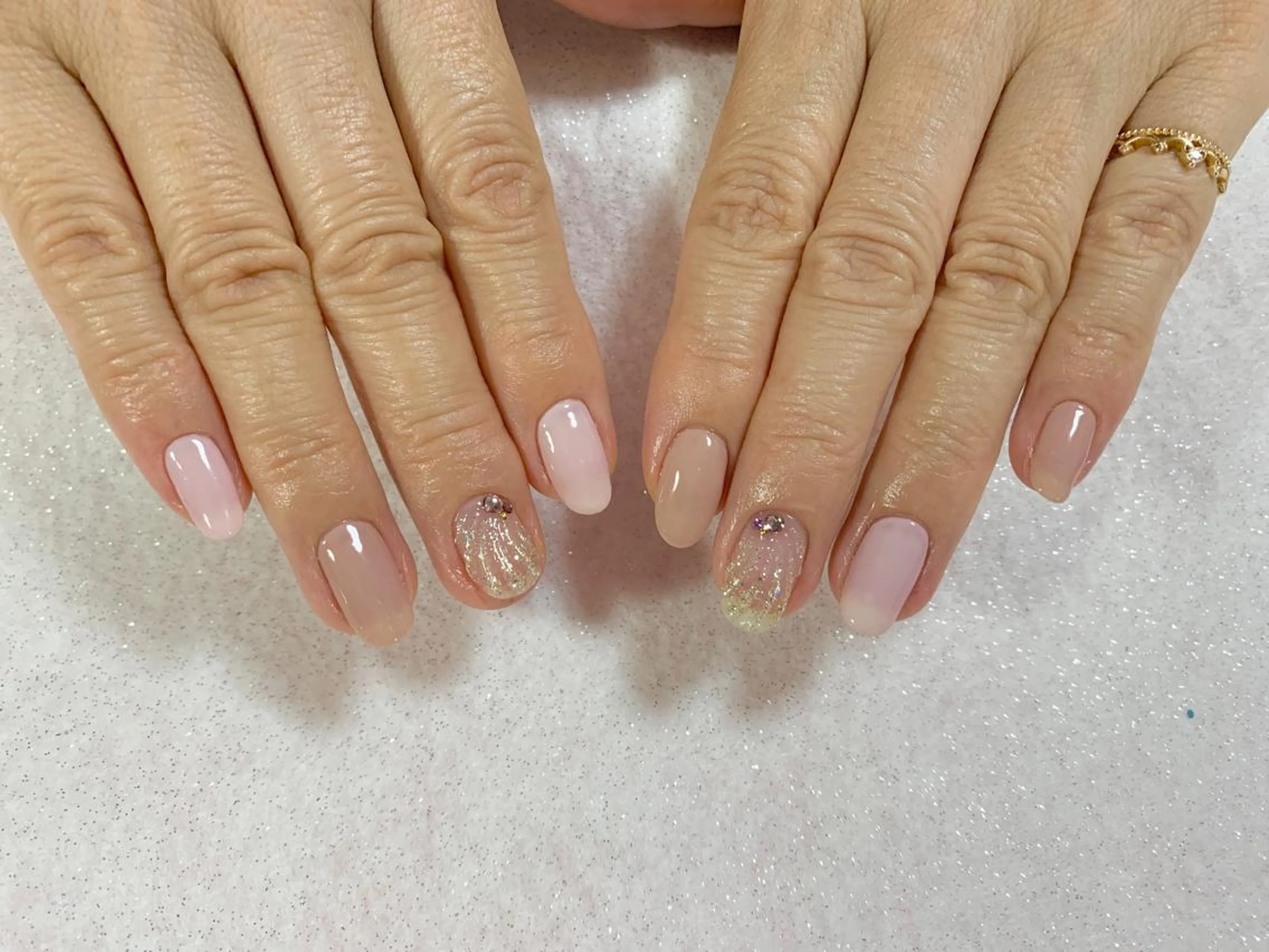 ネイル ハンドネイル 手塚 里奈のネイルデザイン