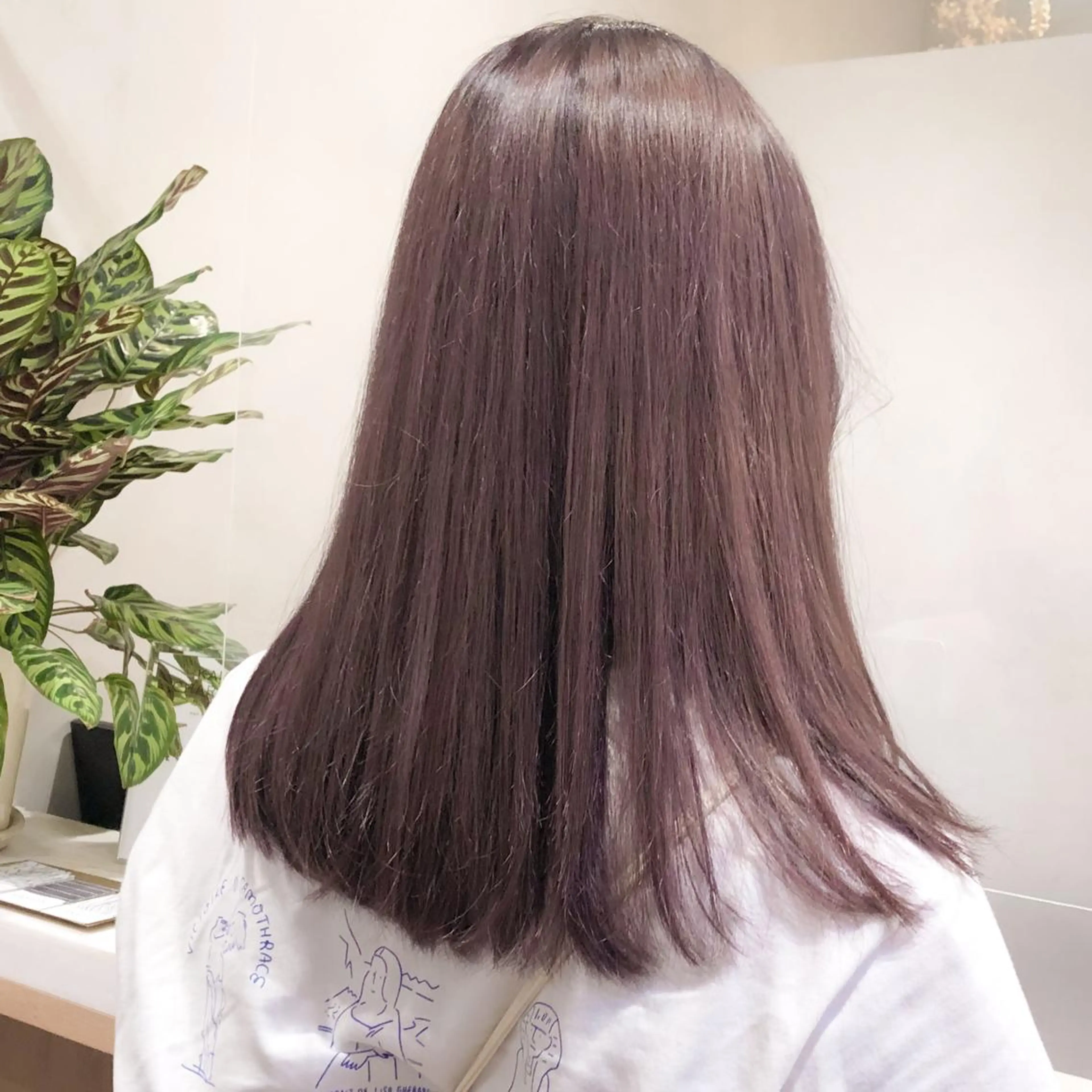 ミディアム カラー メンズ ベージュカラー ピンクカラー ピンクベージュ 艶透明感カラー/ ルーズパーマ/田中のヘアスタイル