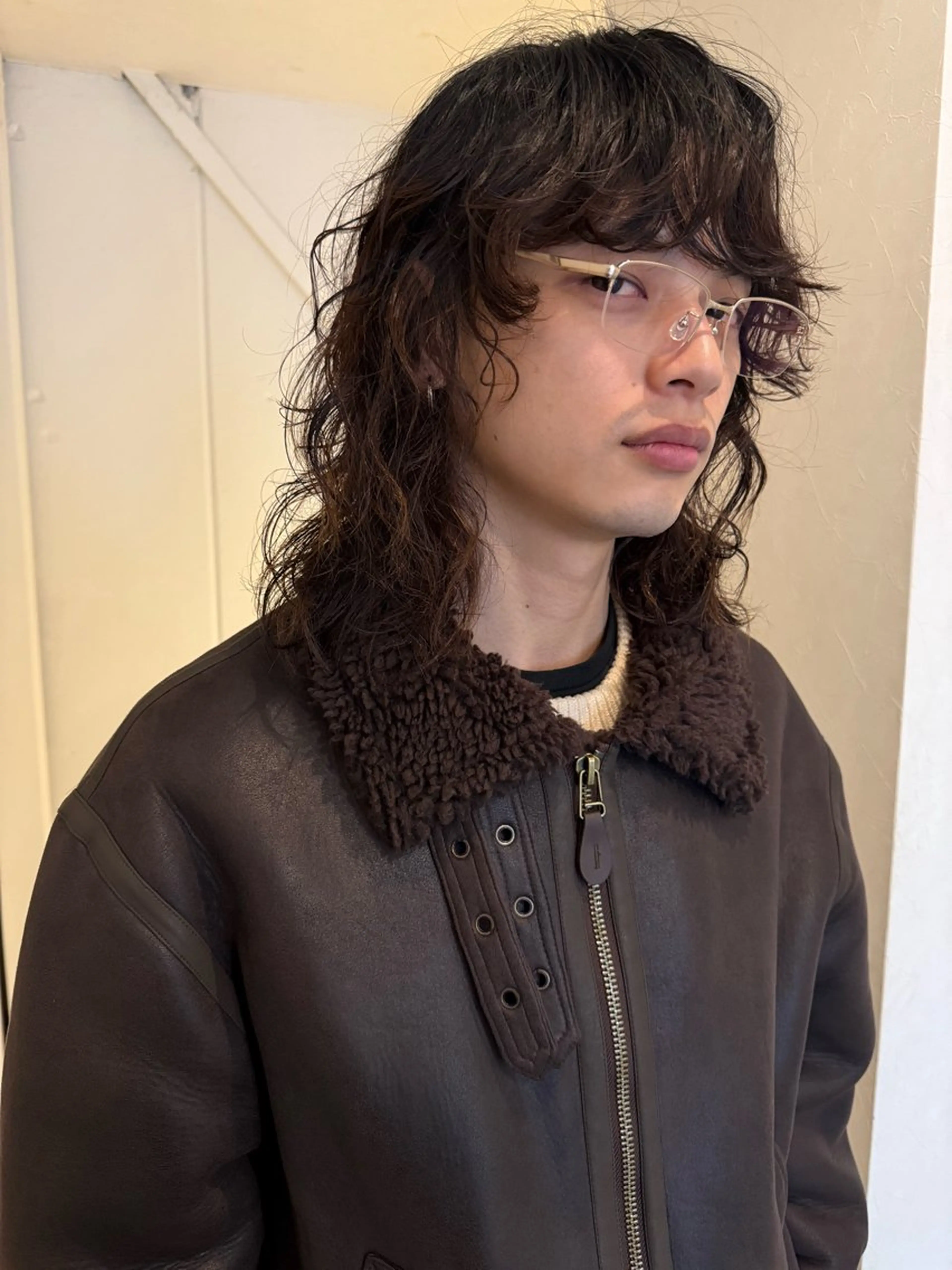 ミディアム パーマ メンズ ミディアムパーマ メンズパーマ メンズウルフカット ウルフカット カット パーマ トリートメント 森貴裕/ベージュ/ パーマ/オリーブのヘアスタイル