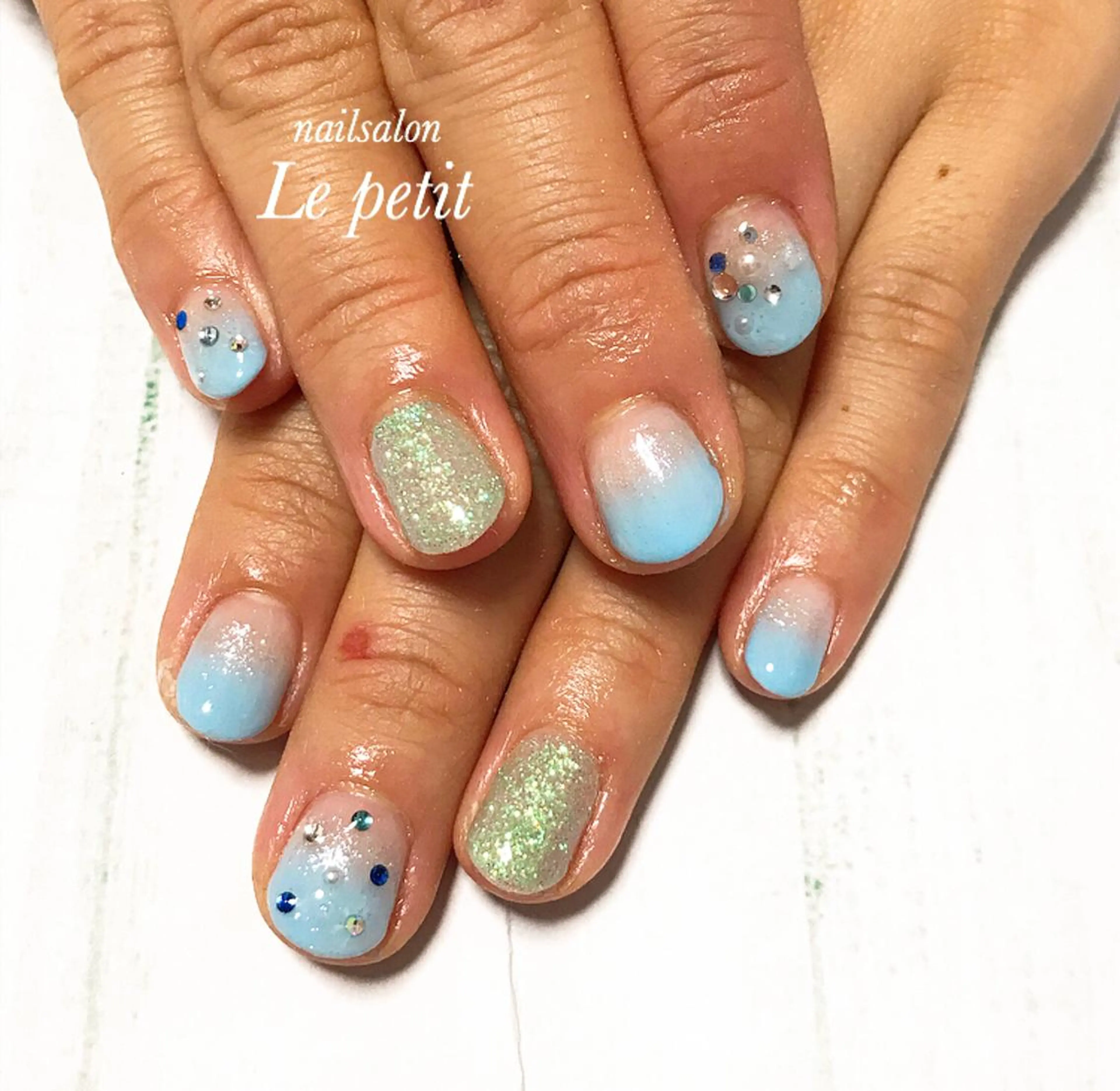 ネイル 石野 広佳のネイルデザイン