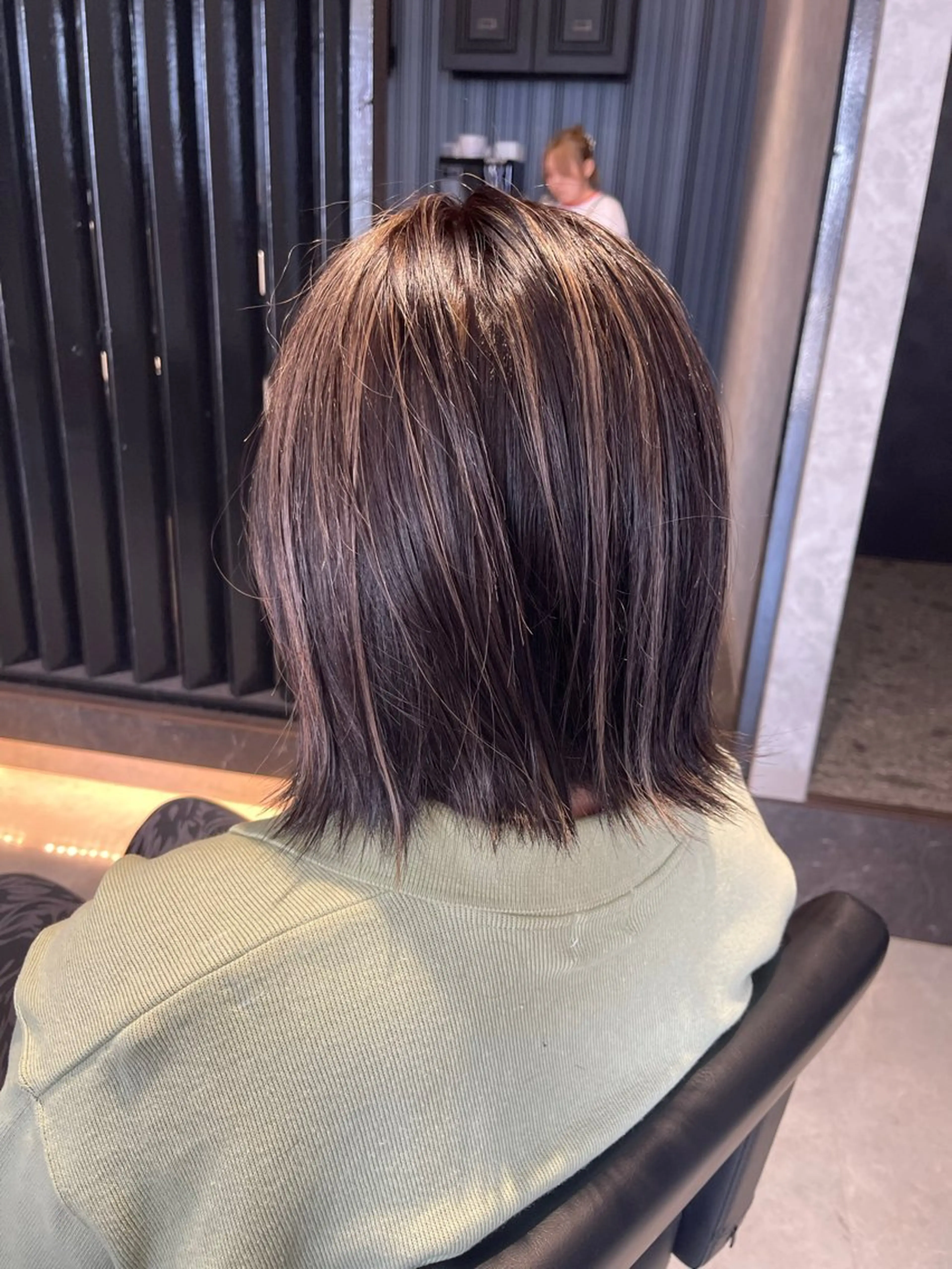 ショート ヘアカラー ハイトーン ／ レイヤー/吉田陸斗のヘアスタイル