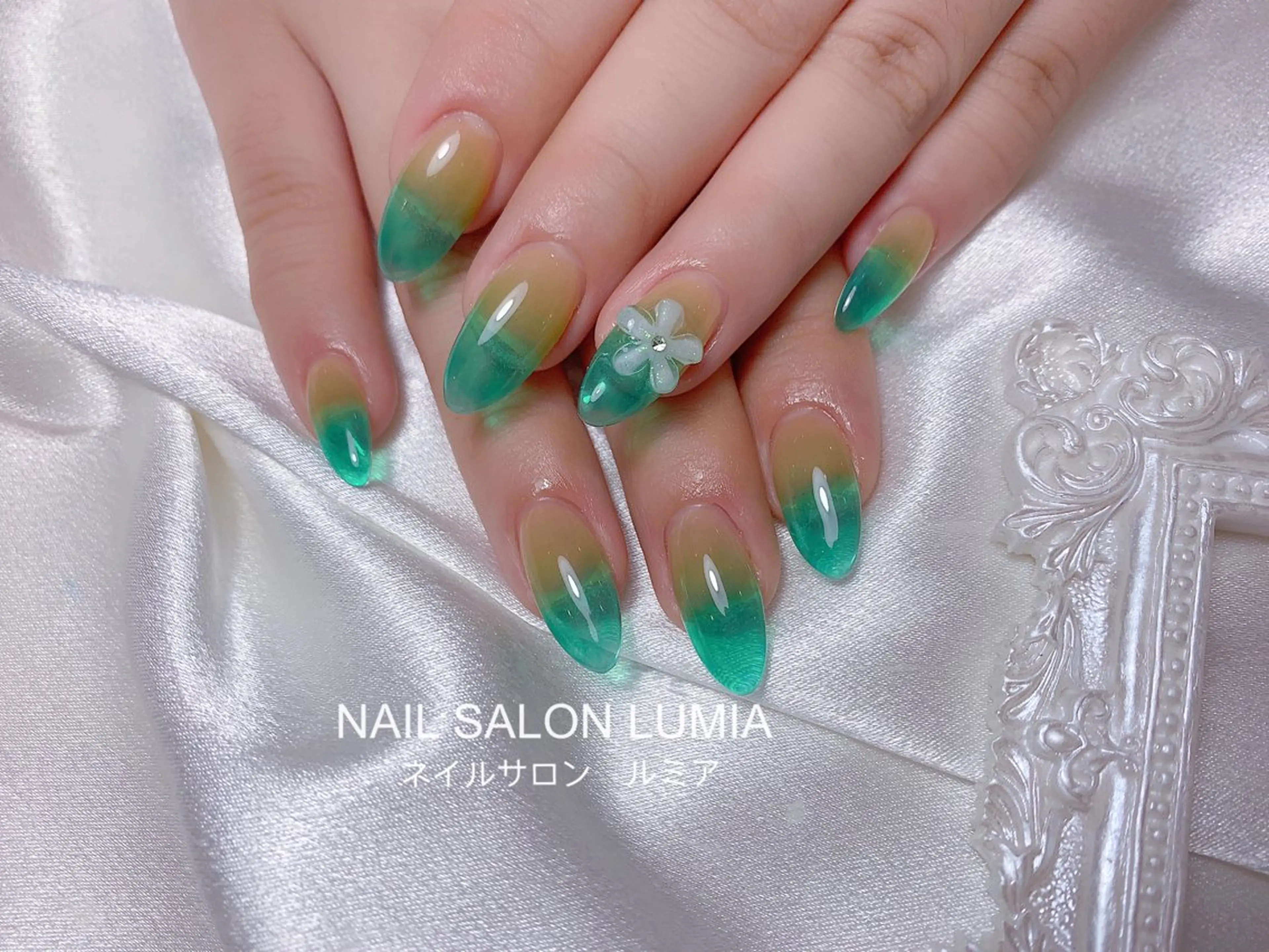 ネイル ハンドネイル ネイルサロン ルミア Lumia 店長のネイルデザイン