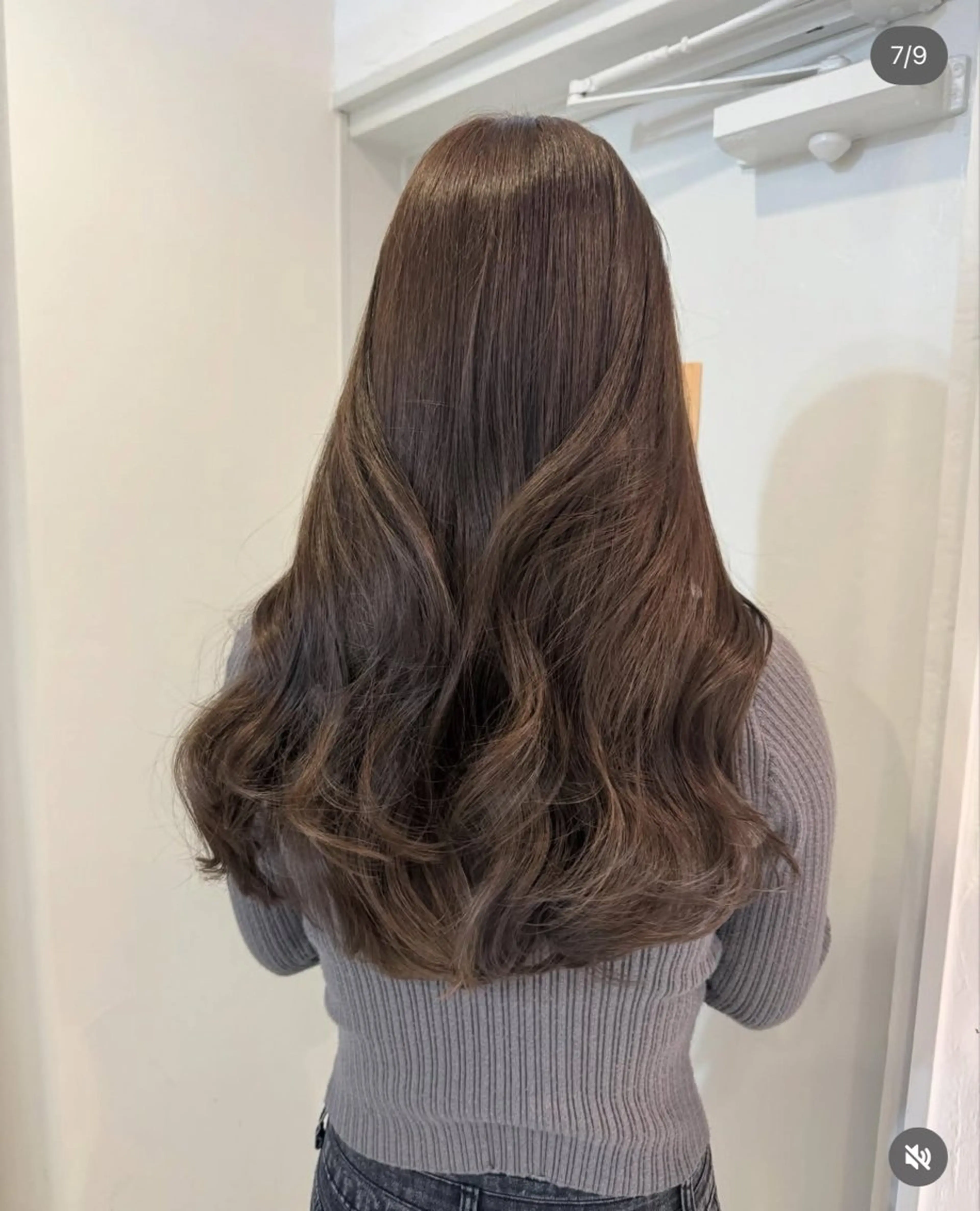 ロング カット ヘアカラー 中宗 哲平のヘアスタイル