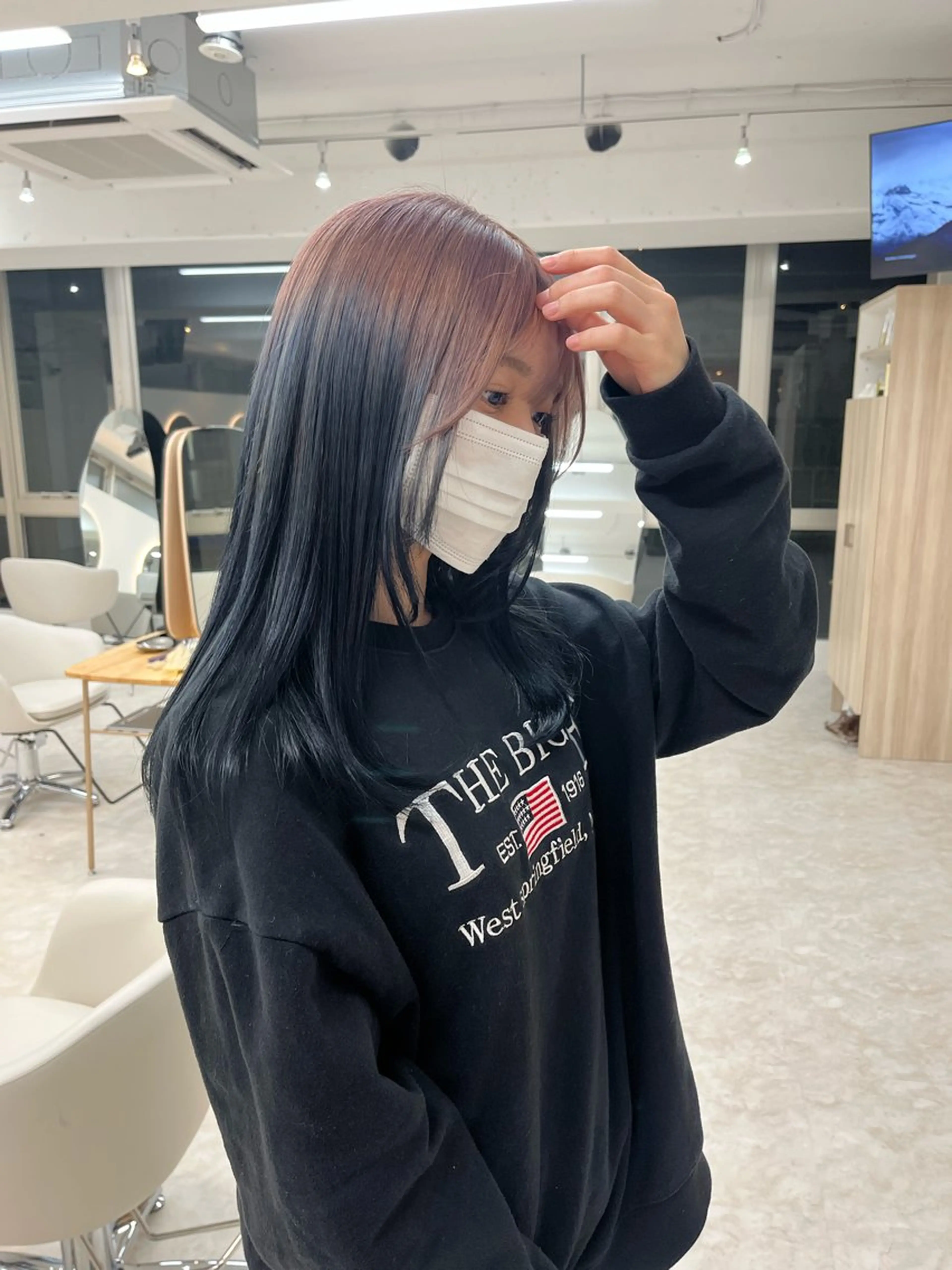 セミロング デザインカラー /るあんのヘアスタイル