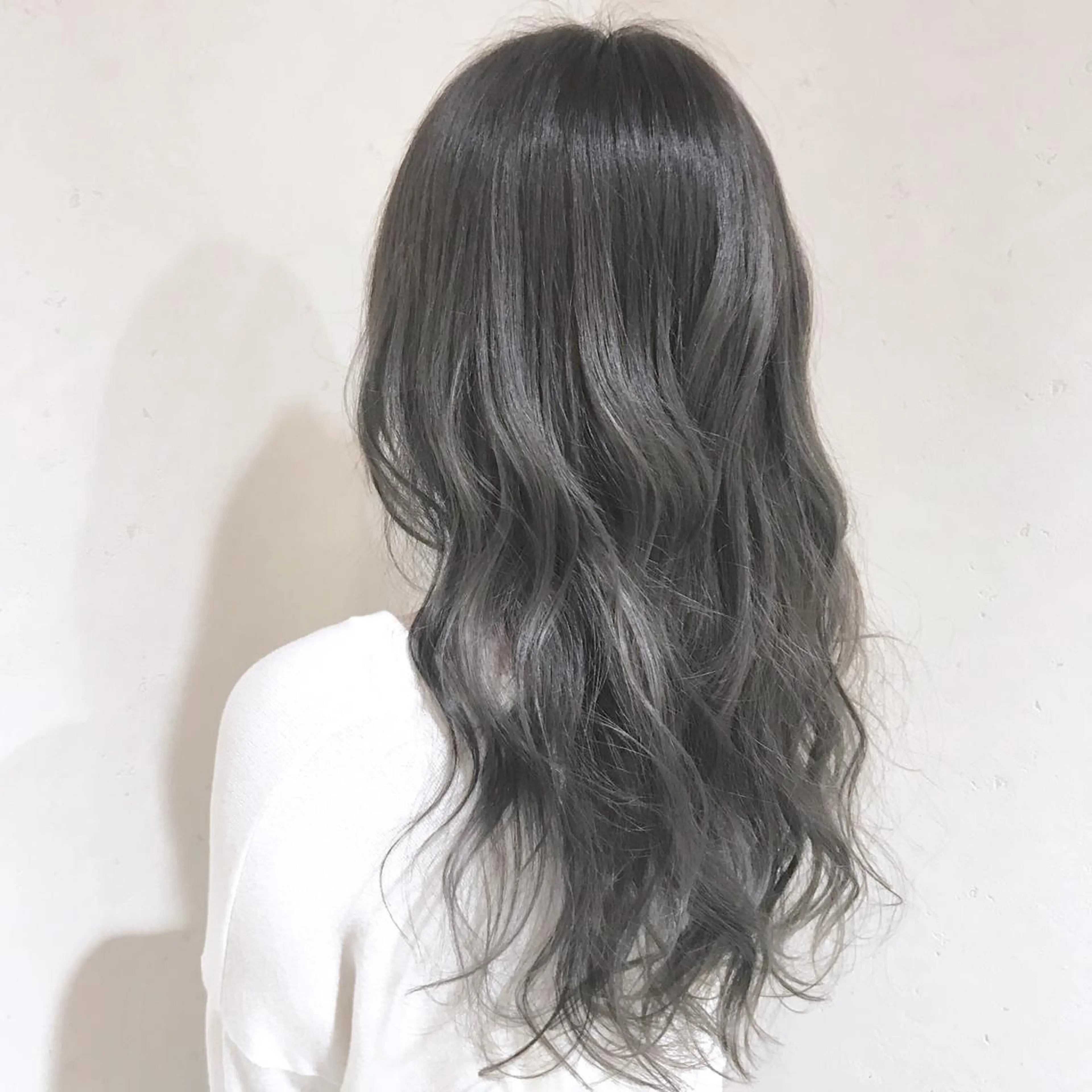 ロング カラー パーマ ヘアアレンジ アディクシーカラー グレージュ ヘアカラー トリートメント 縮毛矯正/美髪 髪質改善/石田幸輔のヘアスタイル