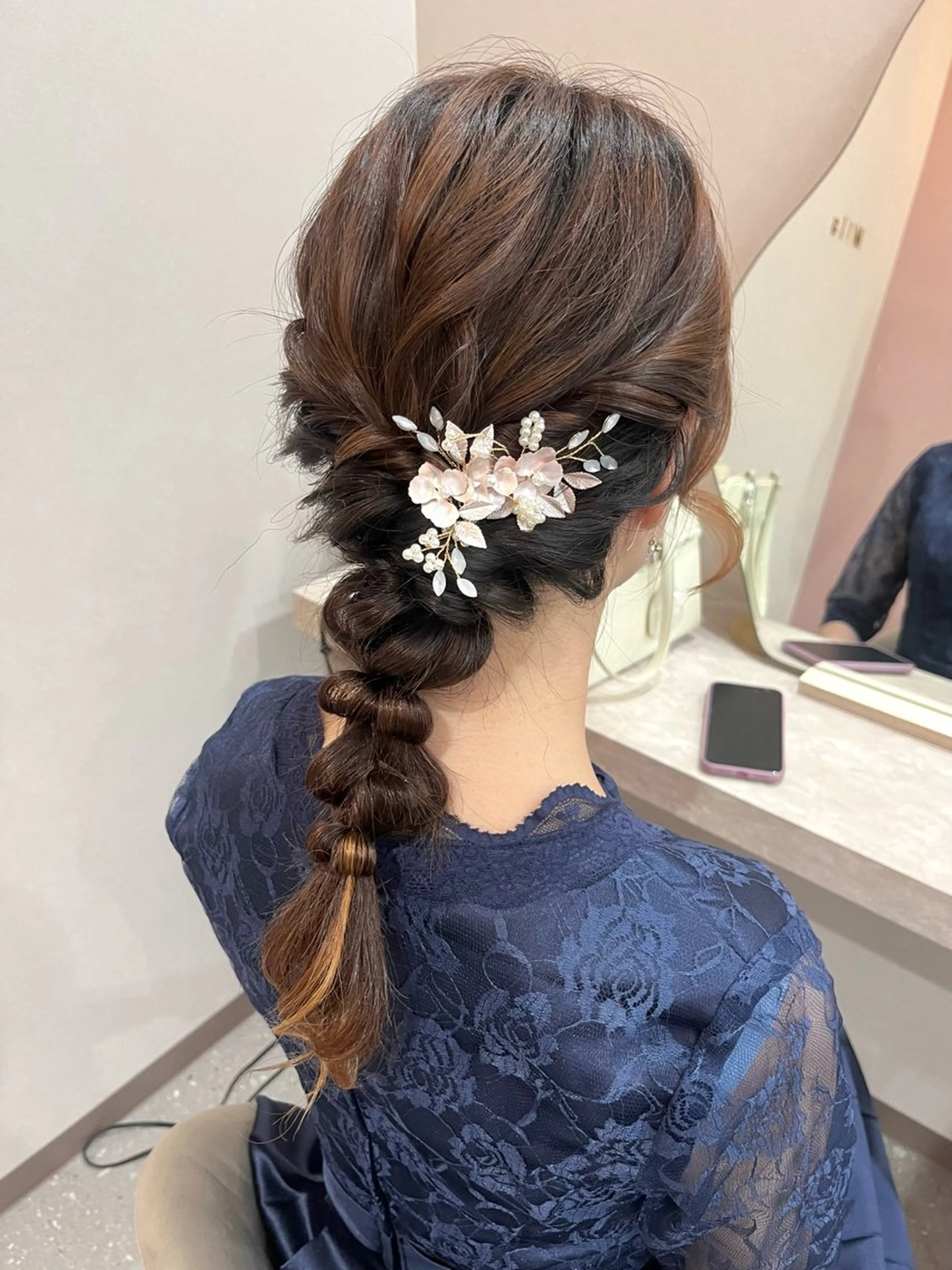 セミロング ヘアアレンジ ヘアセット Mila Akariのヘアスタイル