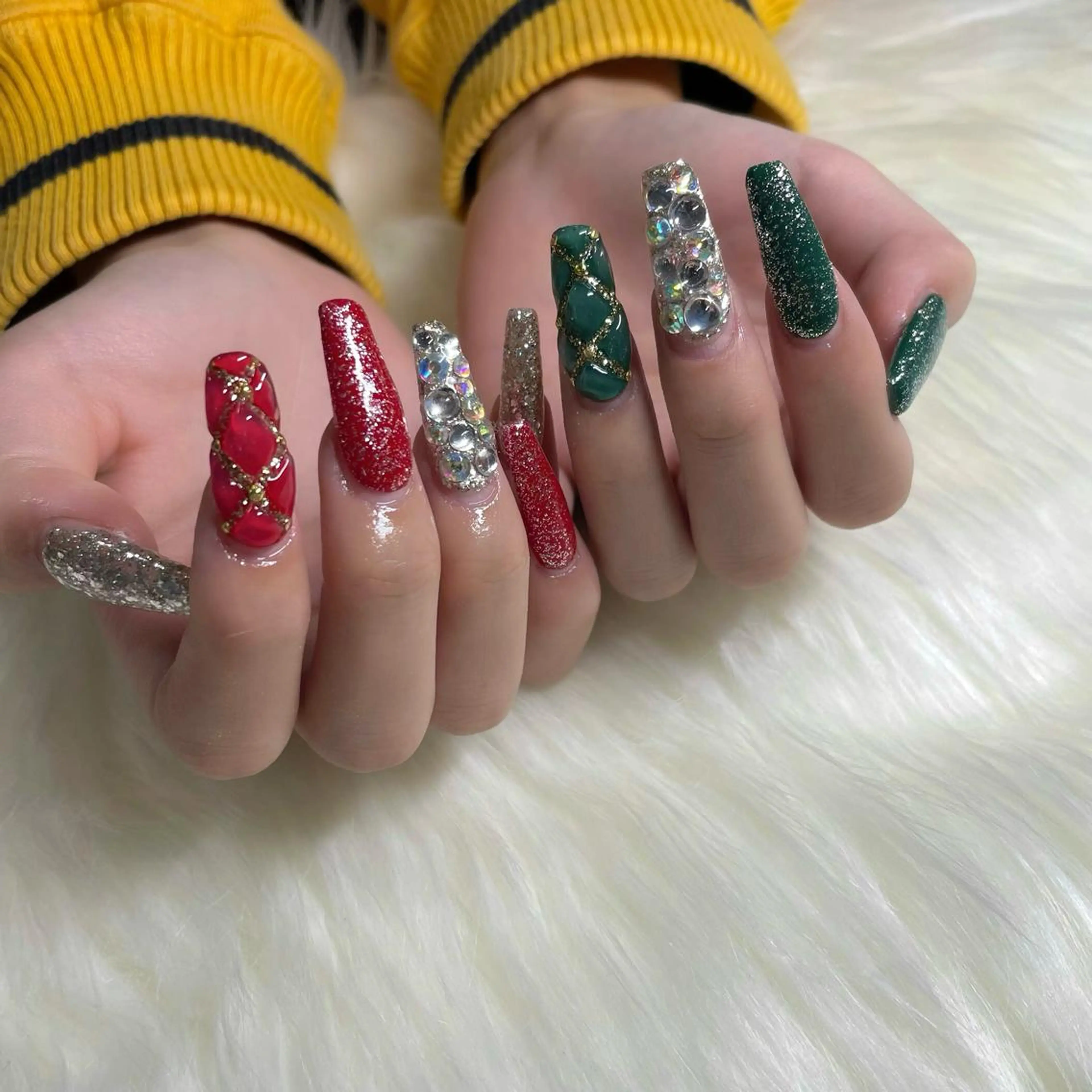 ネイル Sii nail 🤍SAKIのネイルデザイン