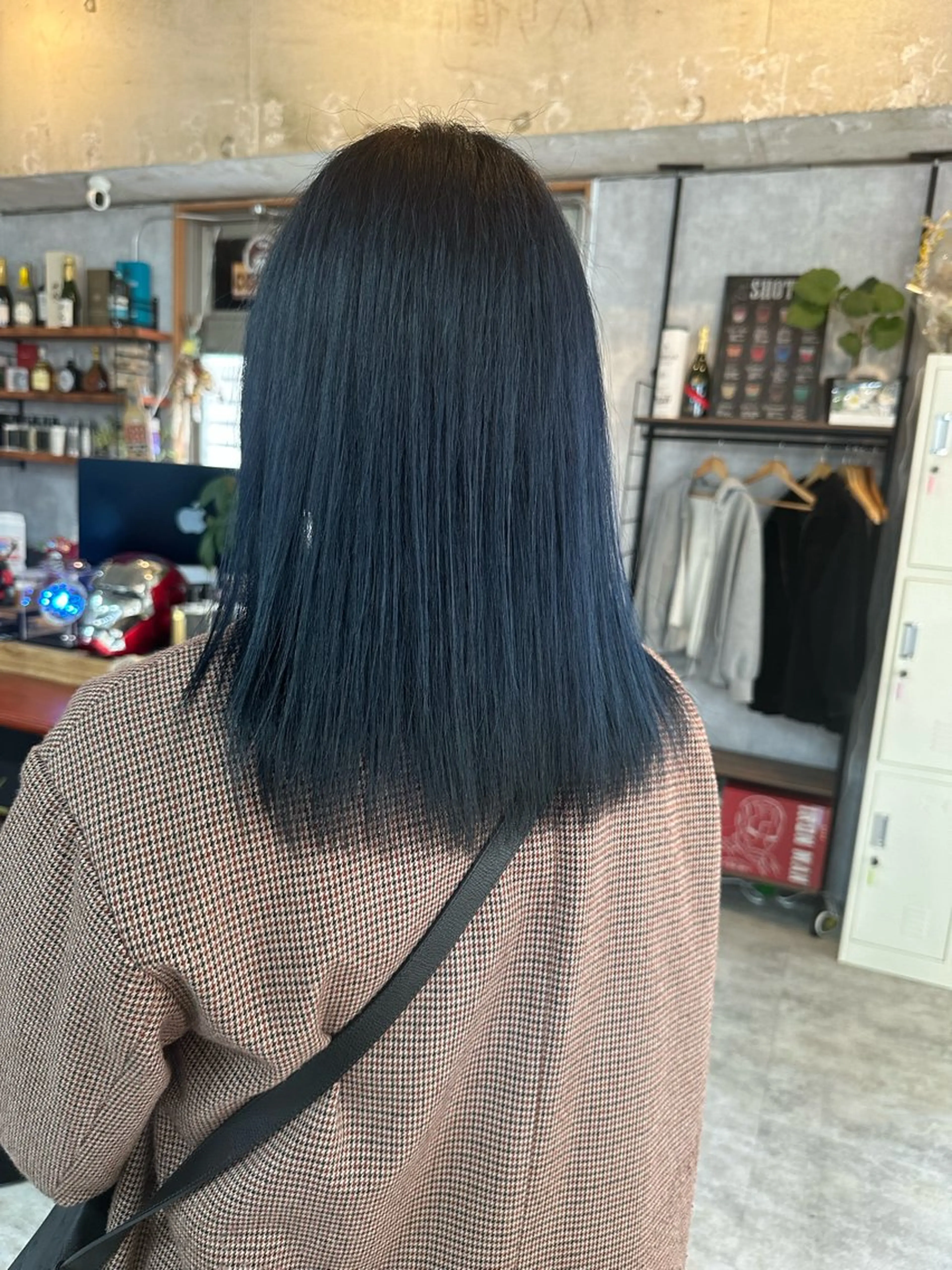 ミディアム 切りっぱなしボブ ショートボブ ボブ くびれヘア ハイライト カット ヘアカラー トリートメント C’LD hair  produce /シールドヘア所属・モテ髪/ボブ/ショー ト/アダチフウトのヘアスタイル
